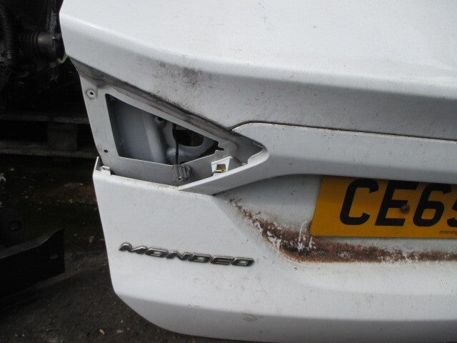 FORD MONDEO MK5 2016 HATCHBACK REAR BOOTLID TAILGATE FROZEN WHITE