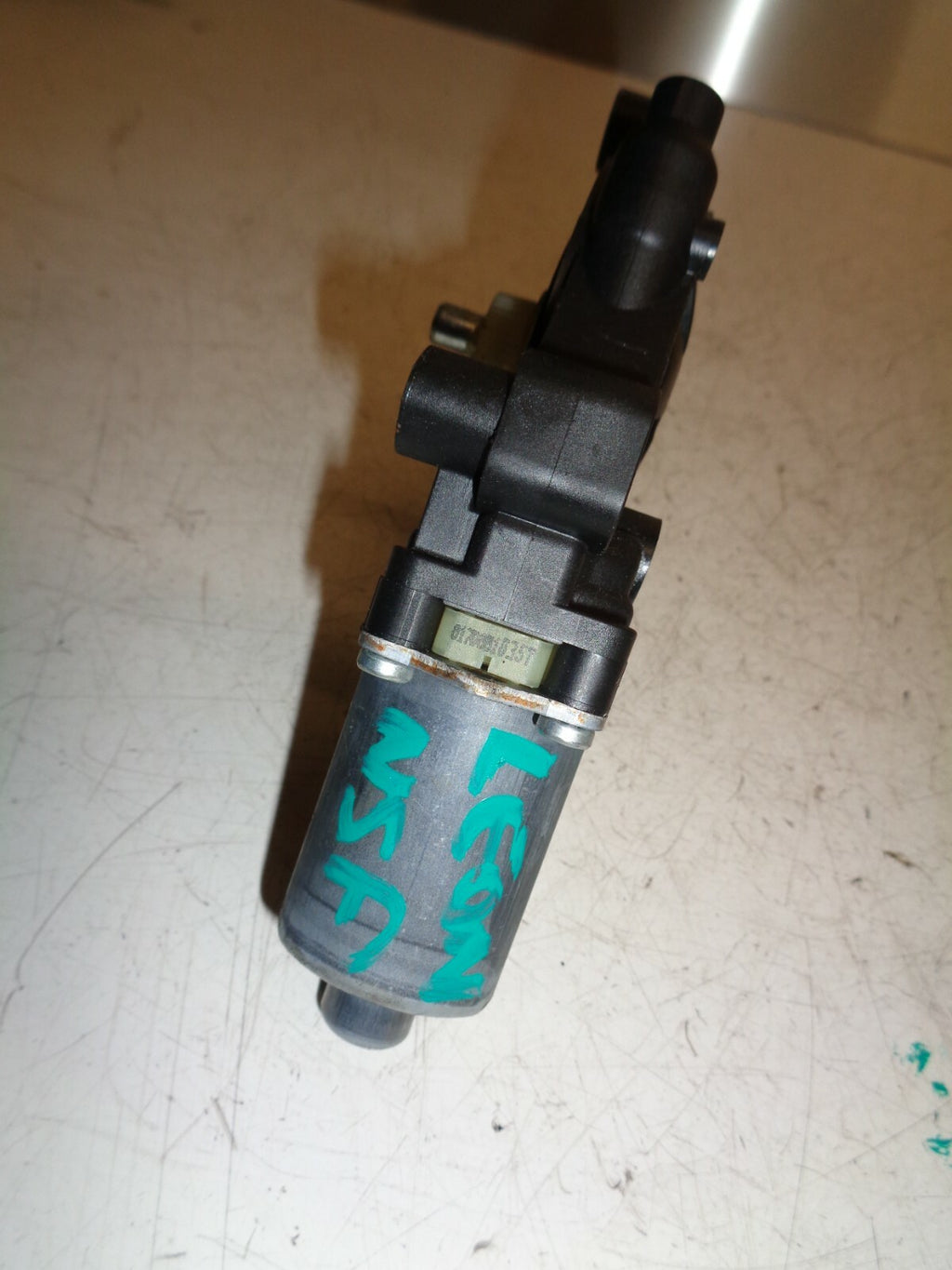 SEAT LEON 2017 5F NSF PASSENGER SIDE FRONT DOOR WINDOW MOTOR 5Q0959801B