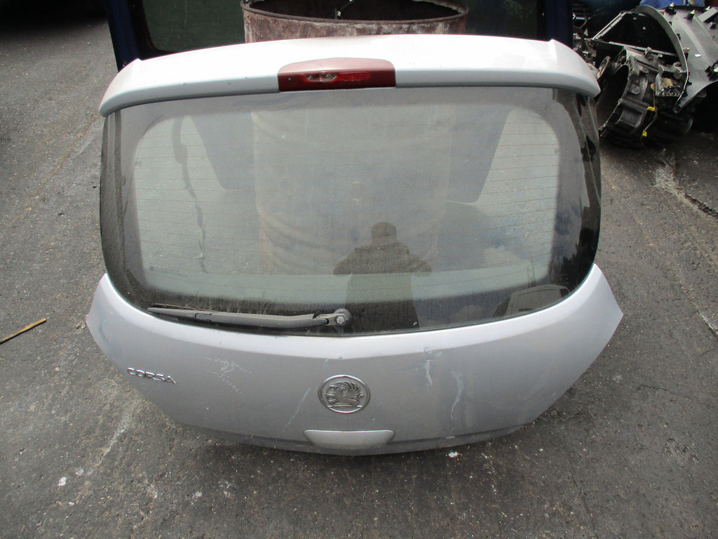 VAUXHALL CORSA ACTIVE 2009 3 DOOR REAR DOOR BOOTLID BOOT TAILGATE DAMAGED