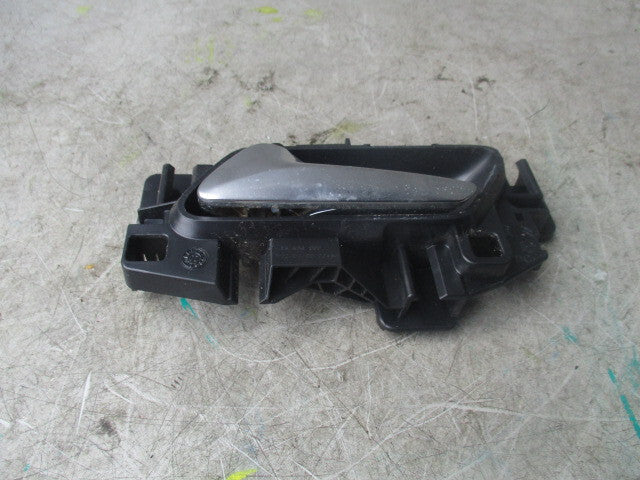 2019 VAUXHALL CROSSLAND X MK1 NSR PASSENGER SIDE INTERIOR DOOR HANDLE