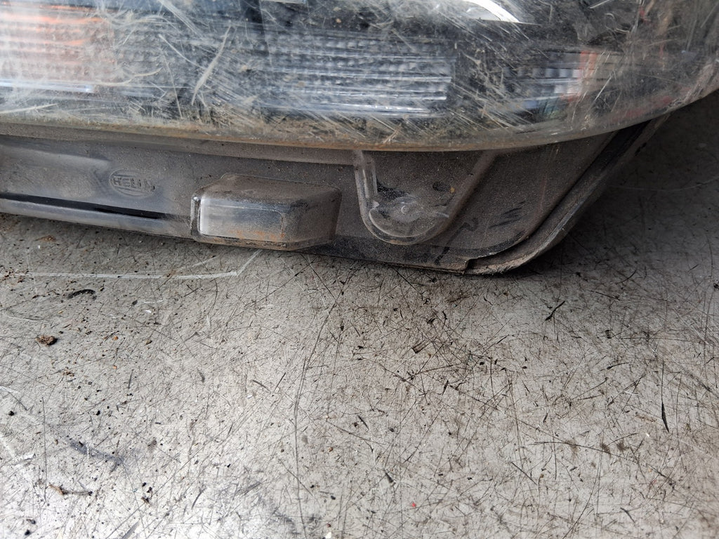 2022 VOLKSWAGEN CRAFTER MK2 NSF PASSENGER SIDE FRONT LEFT HEADLIGHT 7C2941005