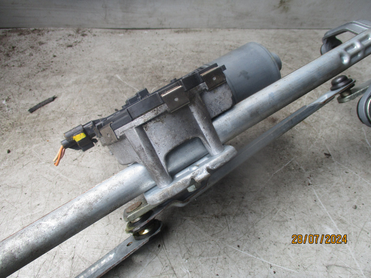 2007 PEUGEOT 308 FRONT WINDSCREEN WIPER MOTOR LINKAGE 3397021099