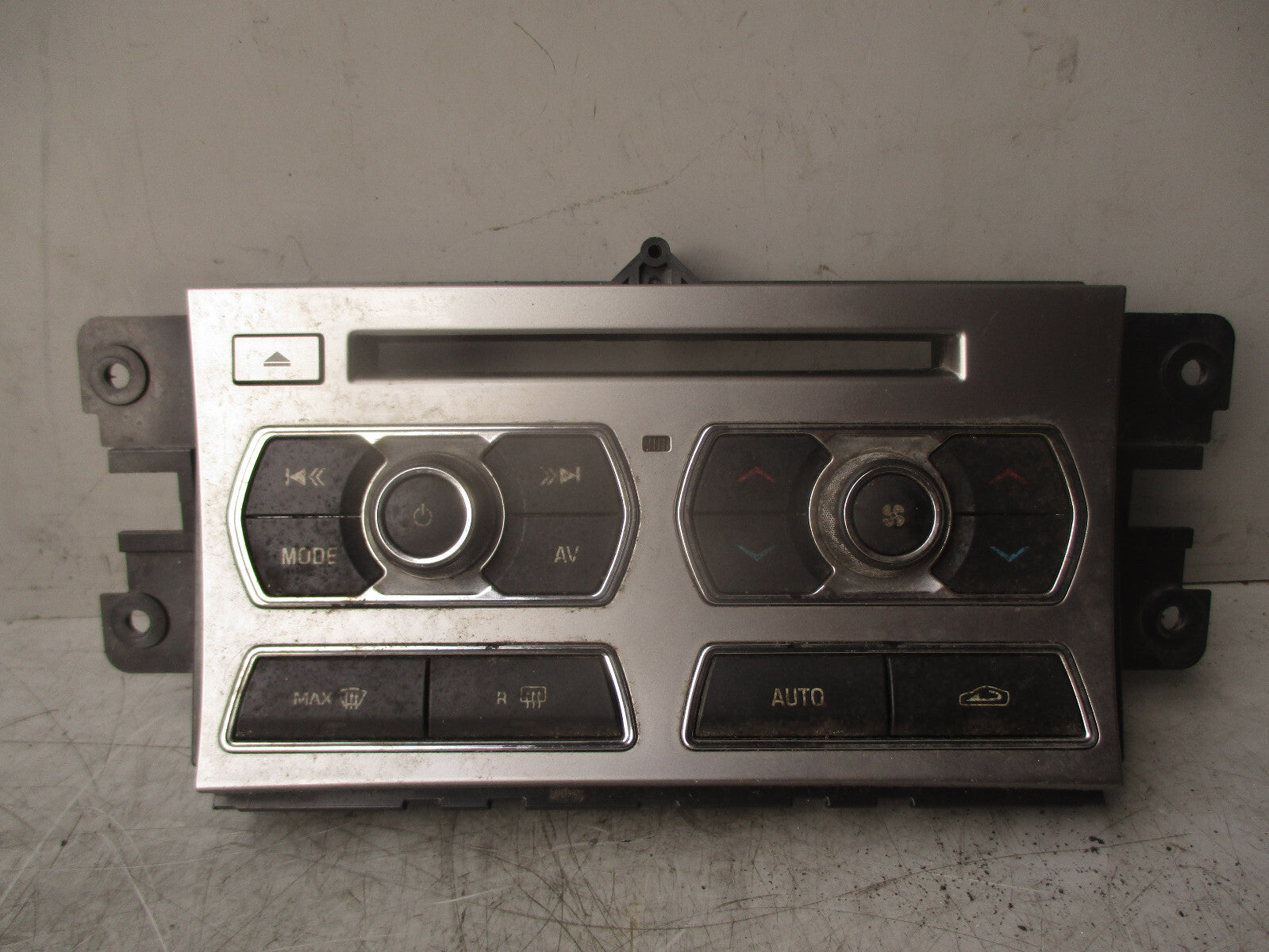 2011 JAGUAR XF STEREO AIR CON HEATER CLIMATE CONTROL SWITCH PANEL CX2318C858DD