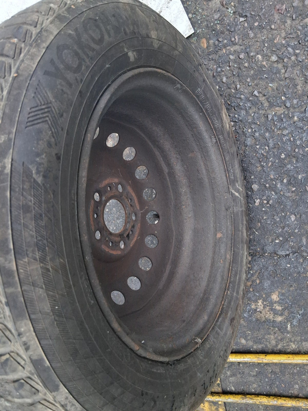 2016 RENAULT KANGOO MK2 15 INCH STEEL WHEEL WITH TYRE 195/65R15