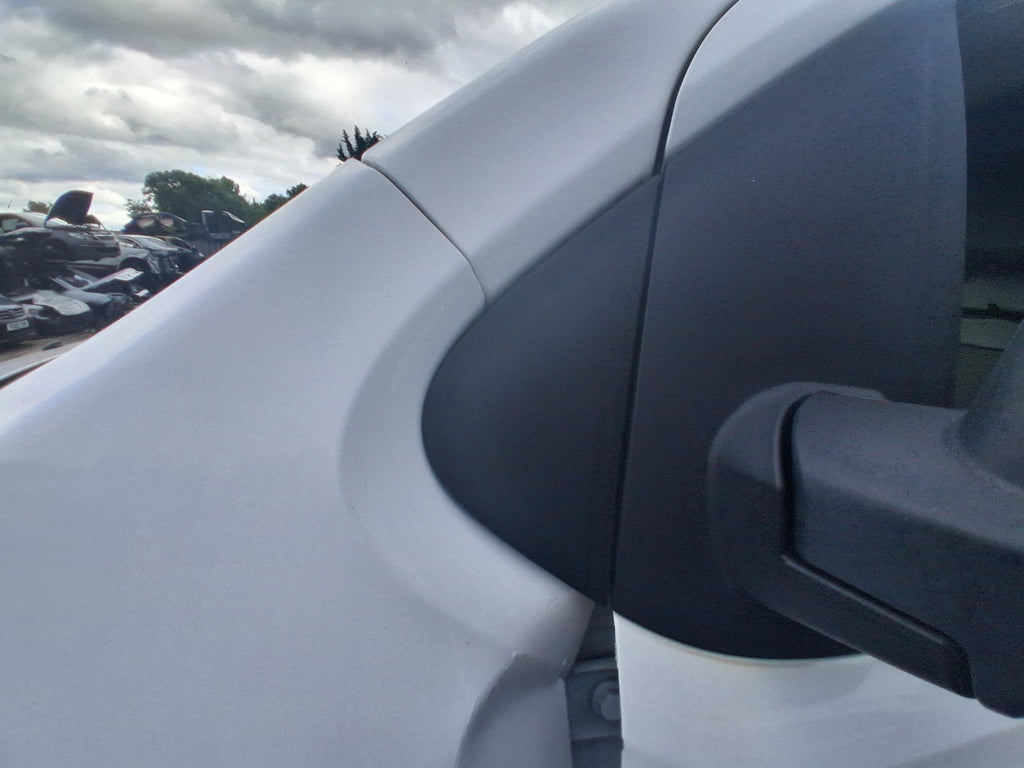2019 CITROEN DISPATCH MK3 NSF PASSENGER SIDE FRONT WING MIRROR TRIM