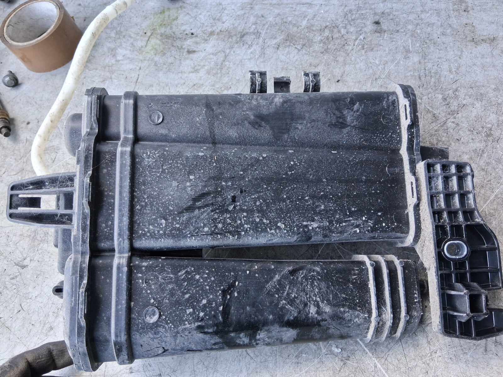 2014 VW VOLKSWAGEN UP ACTIVATED CHARCOAL CARBON FILTER 2Q0201801A