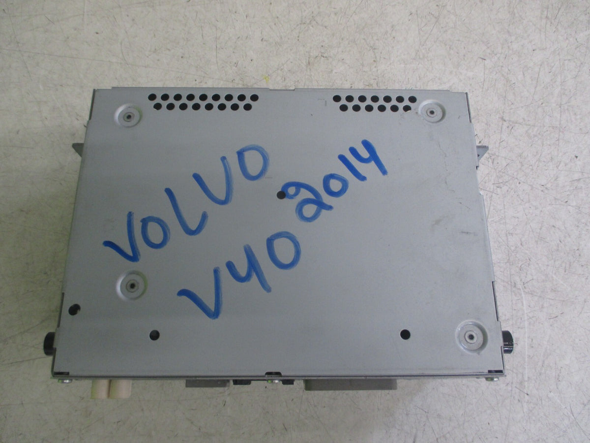 VOLVO V40 2014 RADIO STEREO CD PLAYER HEAD UNIT 31396096