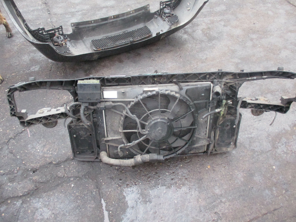 HYUNDAI TUCSON 2.0 CRDT RAD PACK RADIATOR A/C CONDENSOR SLAM PANEL COMPLETE