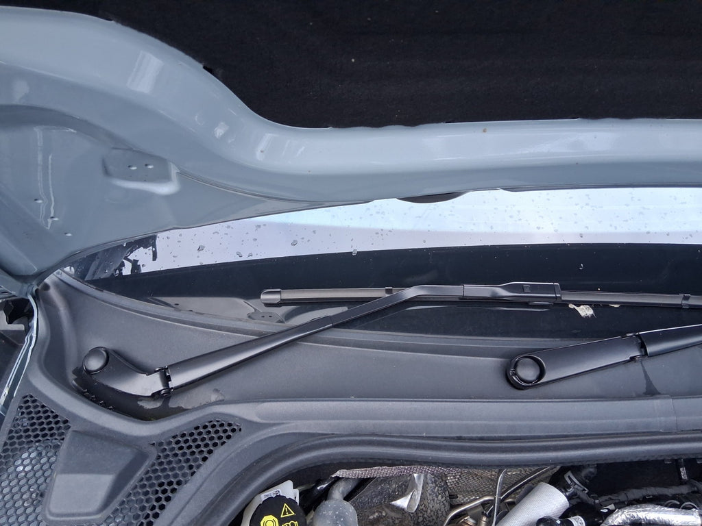 2025 AUDI A1 S LINE MK2 GB 1.0 PETROL FRONT WINDSCREEN BOTH WIPER ARMS