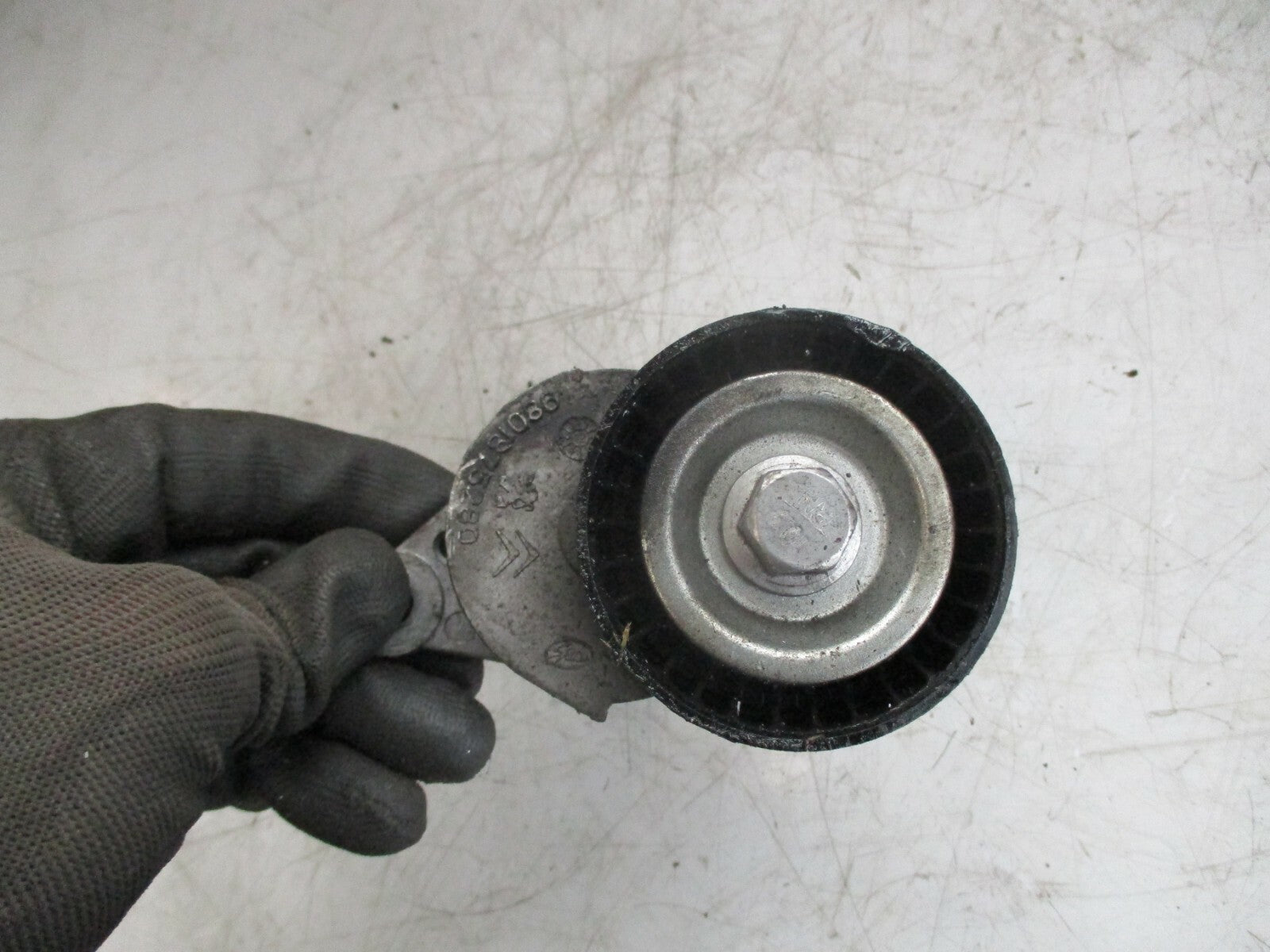 CITROEN C4 GRAND PICASSO 1.6 HDI DIESEL BELT TENSIONER PULLEY 9801875280