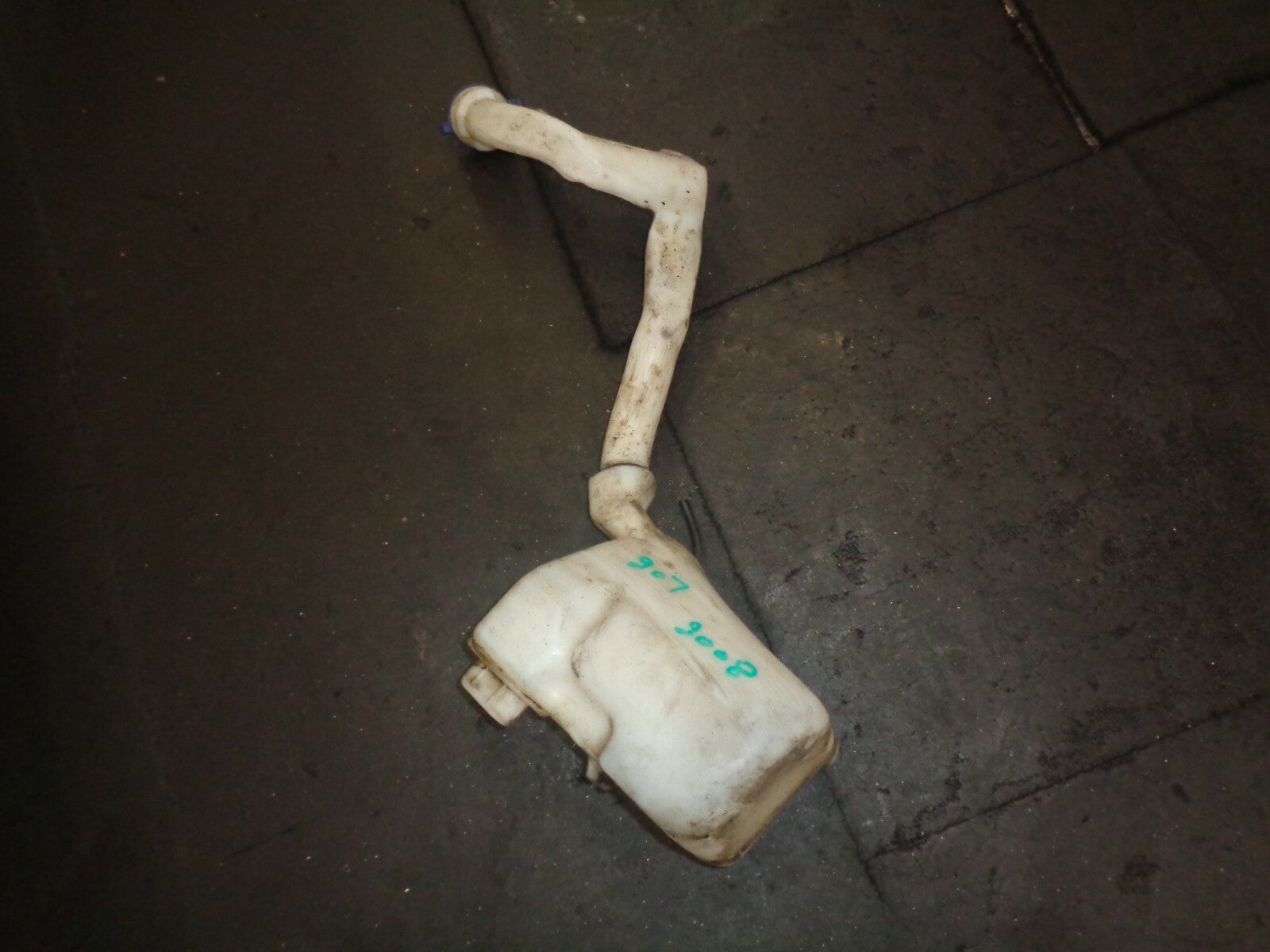 PEUGEOT 207 2008 WINDSCREEN WASHER WATER BOTTLE 9648337580