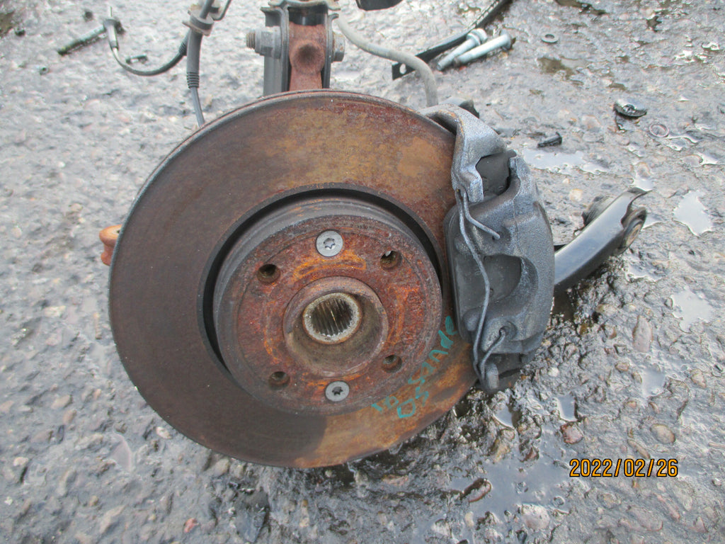 DACIA SANDERO 2017 MK2 1.0 PETROL OSF DRIVER FRONT SHOCK SUSPENSION CALIPER HUB