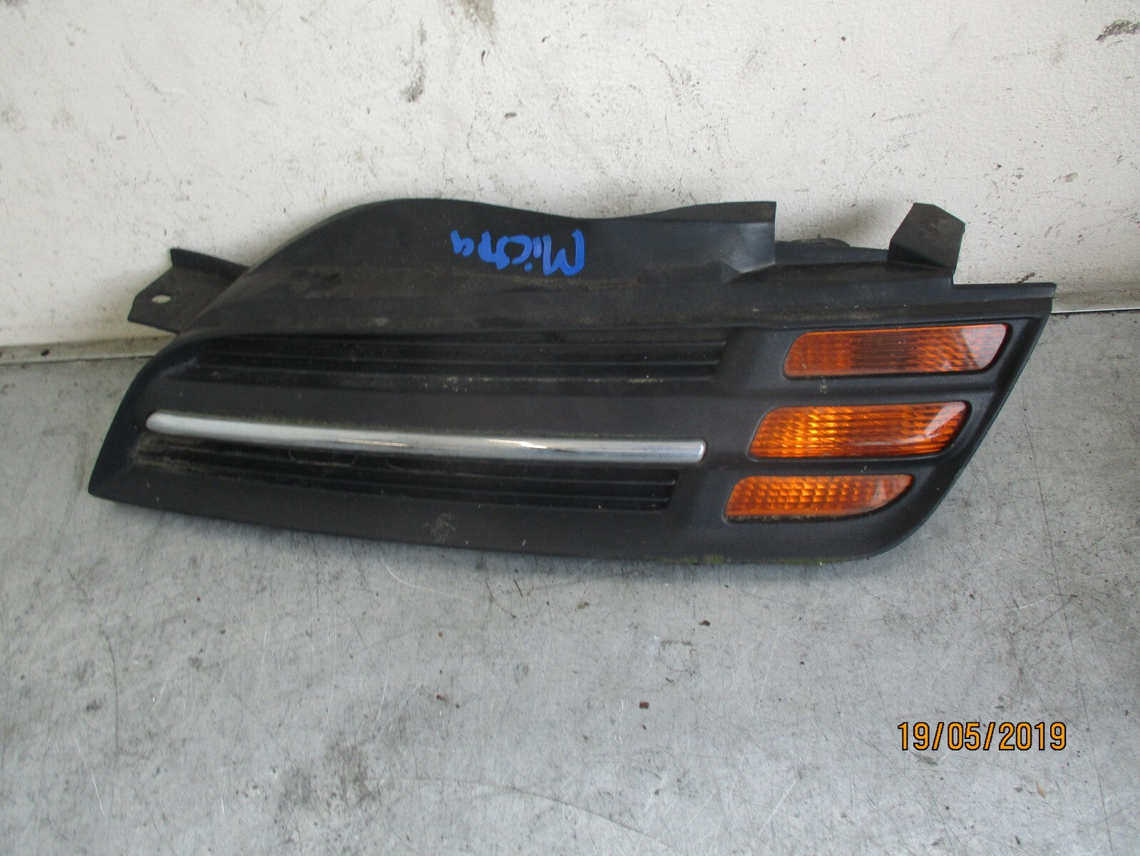 NISSAN MICRA K12 NSF PASSENGER SIDE FRONT INDICATOR LIGHT 62330 AX600