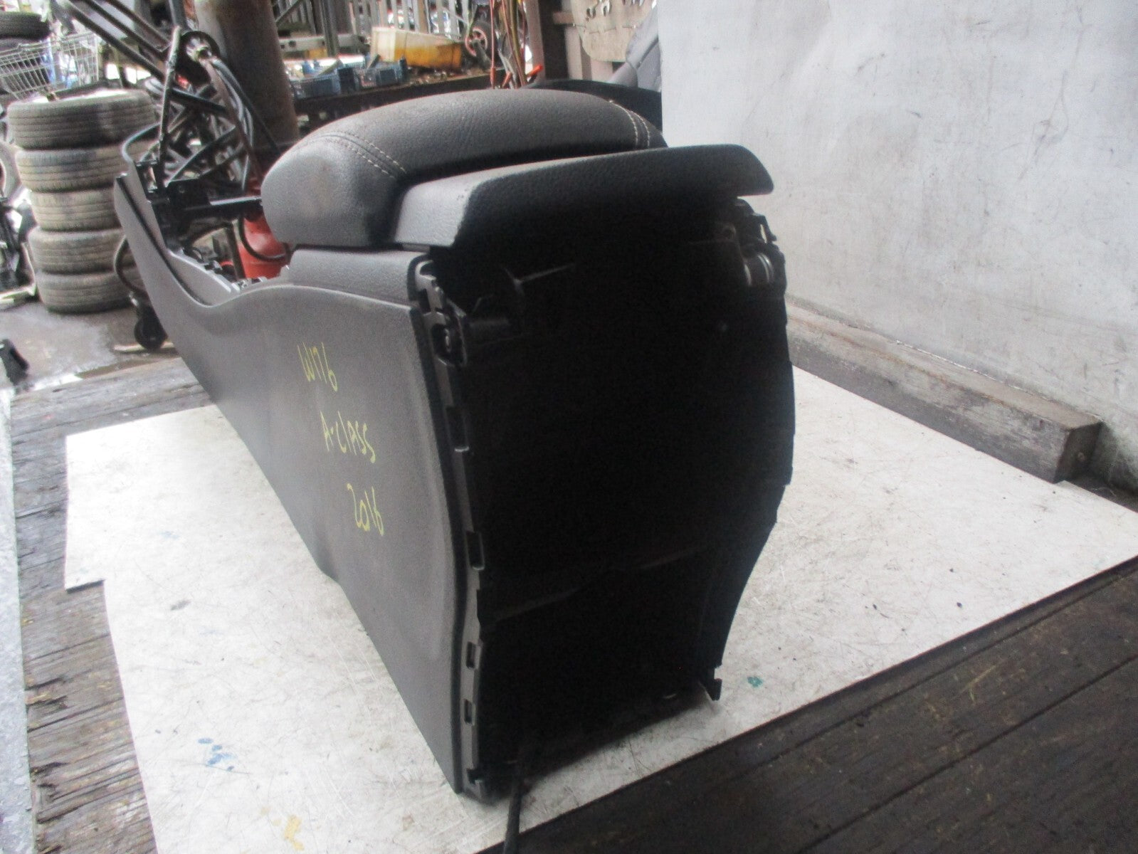 MERCEDES A-CLASS W176 CENTRE CONSOLE ARM REST A1766804201