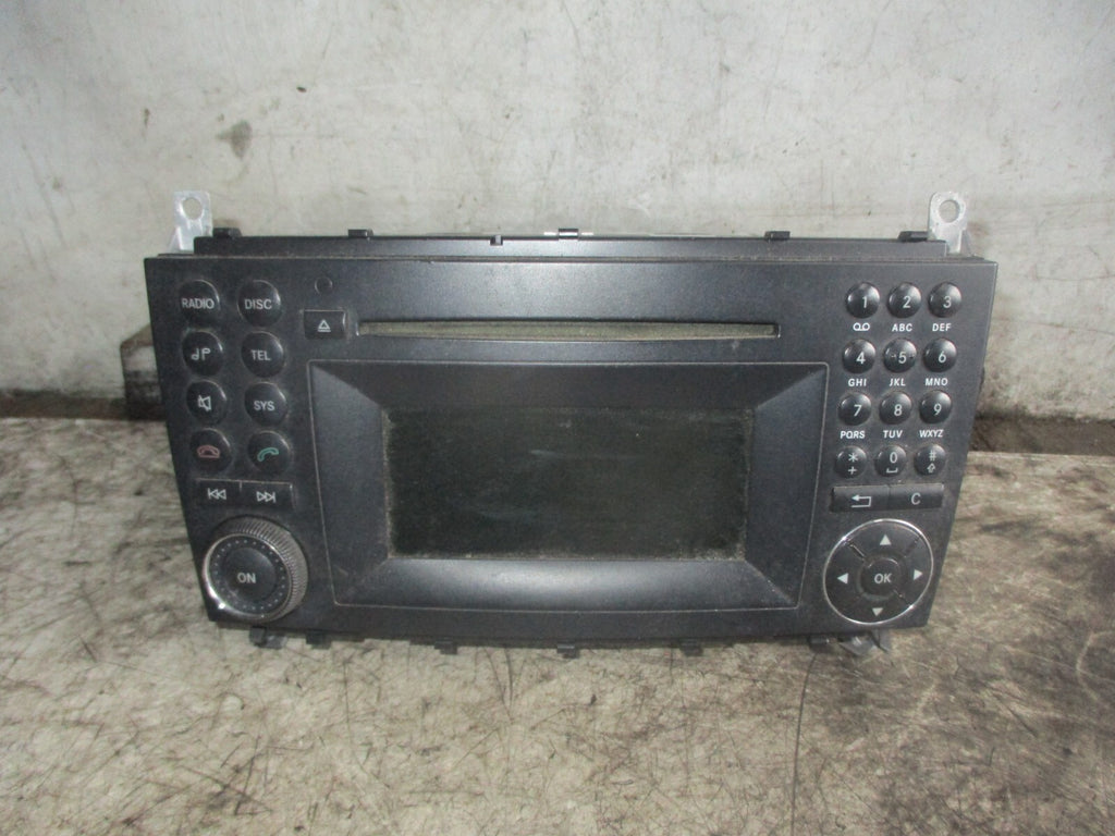 MERCEDES BENZ CLC 2008 W203 RADIO CD PLAYER HEAD UNIT A2038703494