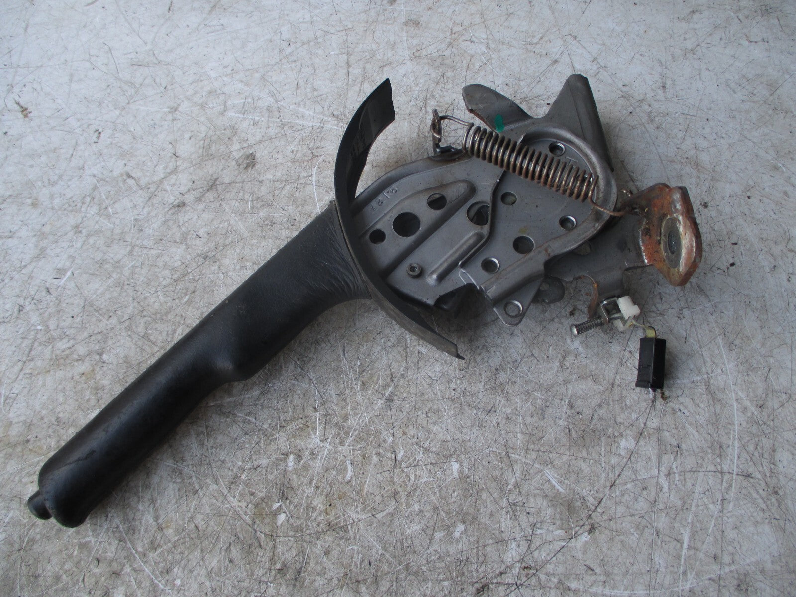 NISSAN X TRAIL 2007 HANDBRAKE HAND BRAKE LEVER 363150N600 363150N601