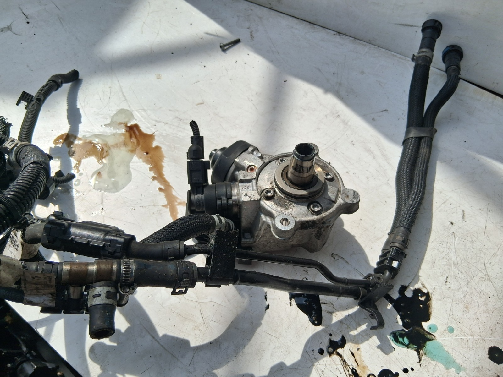 2018 BMW X1 F48 2.0 DIESEL HIGH PRESSURE FUEL PUMP 8579230