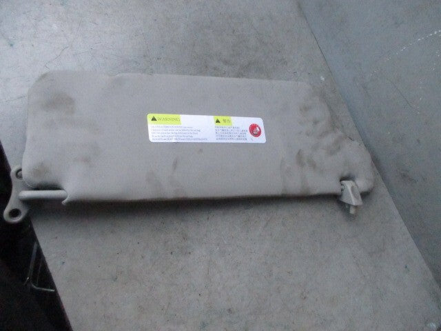 2020 LDV SAIC V80 OS DRIVER SIDE FRONT INTERIOR SUN VISOR