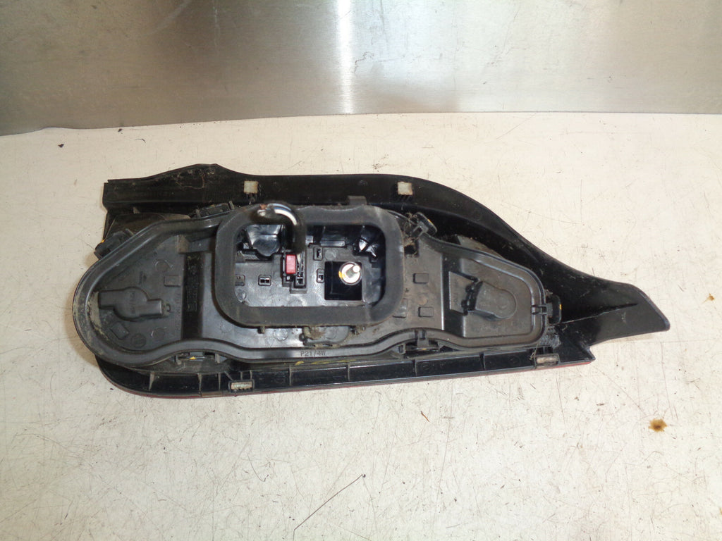 SKODA CITIGO 2017 NSR PASSENGER SIDE REAR TAIL LIGHT 1ST945095C