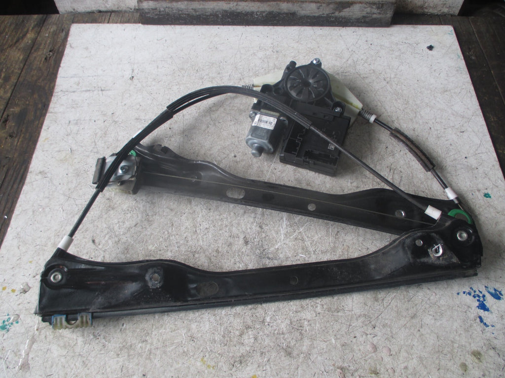 VW VOLKSWAGEN PASSAT B7 2014 NSF PASSENGER SIDE FRONT WINDOW MOTOR REGULATOR