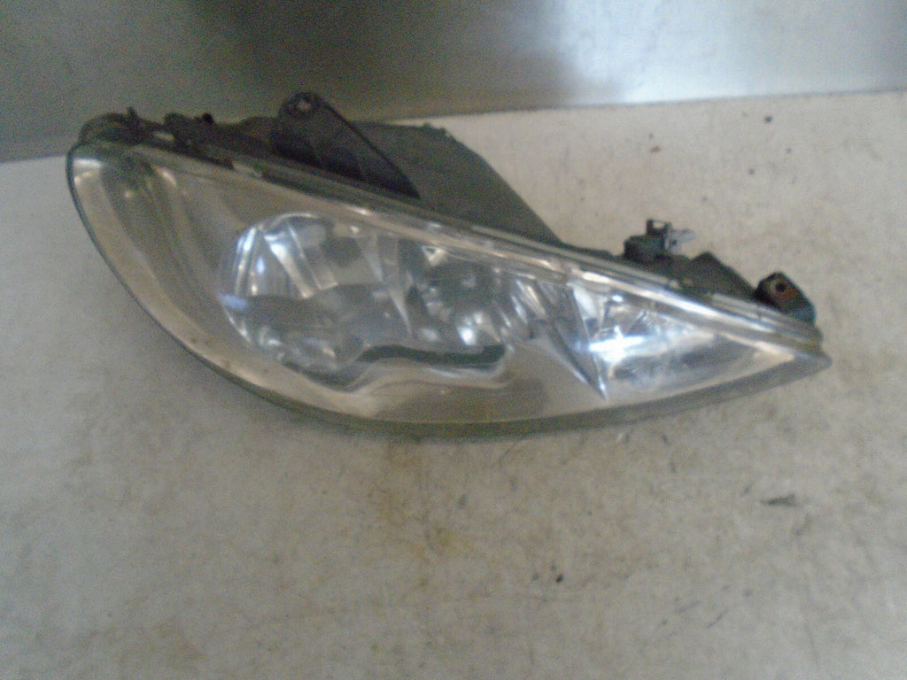 PEUGEOT 206 2003 OSF FRONT DRIVER SIDE HEADLIGHT HEADLAMP 9630869680