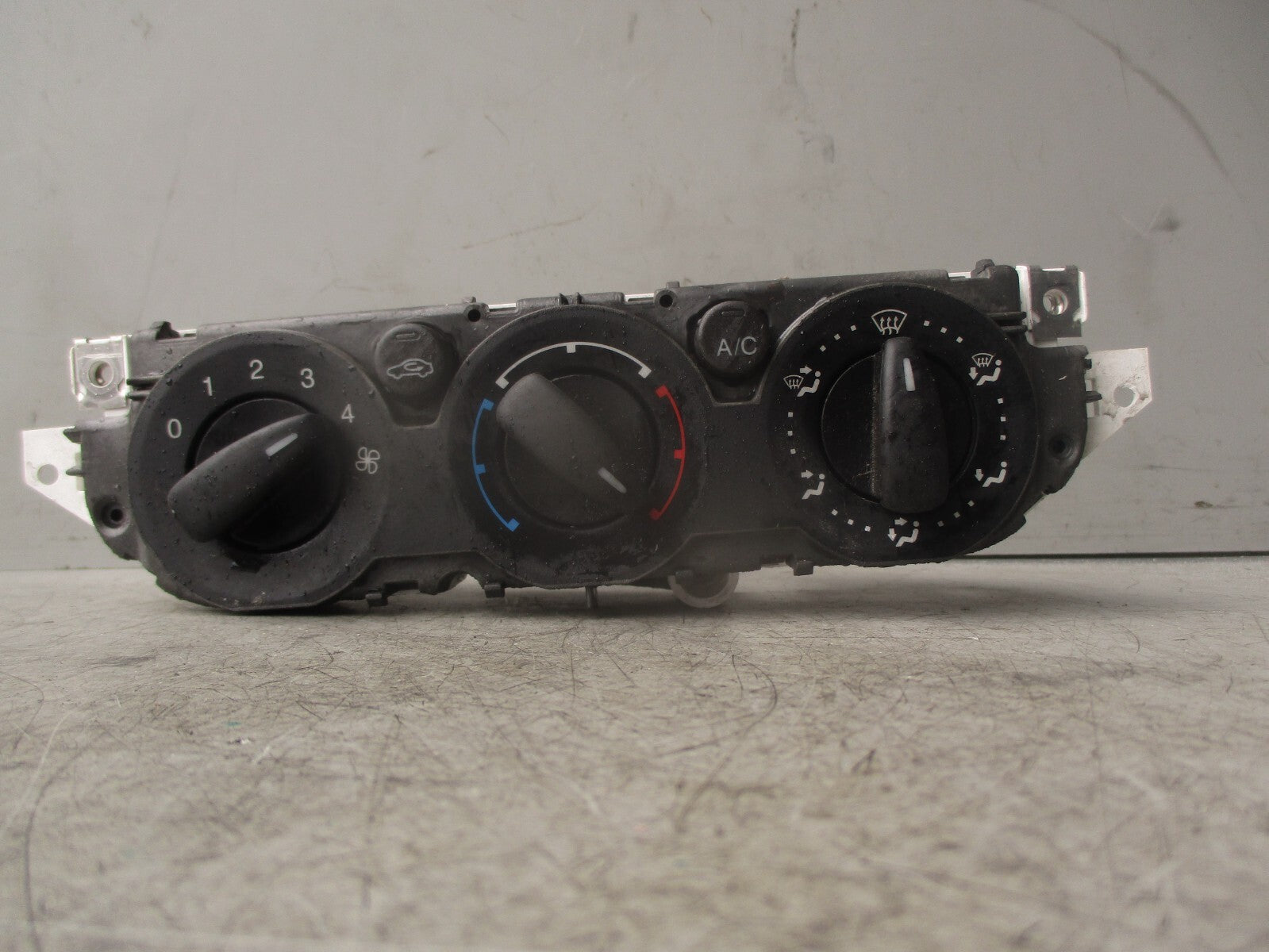 2008 FORD FOCUS MK2 AIR CON HEATER CLIMATE CONTROL PANEL 7M5T19980AA