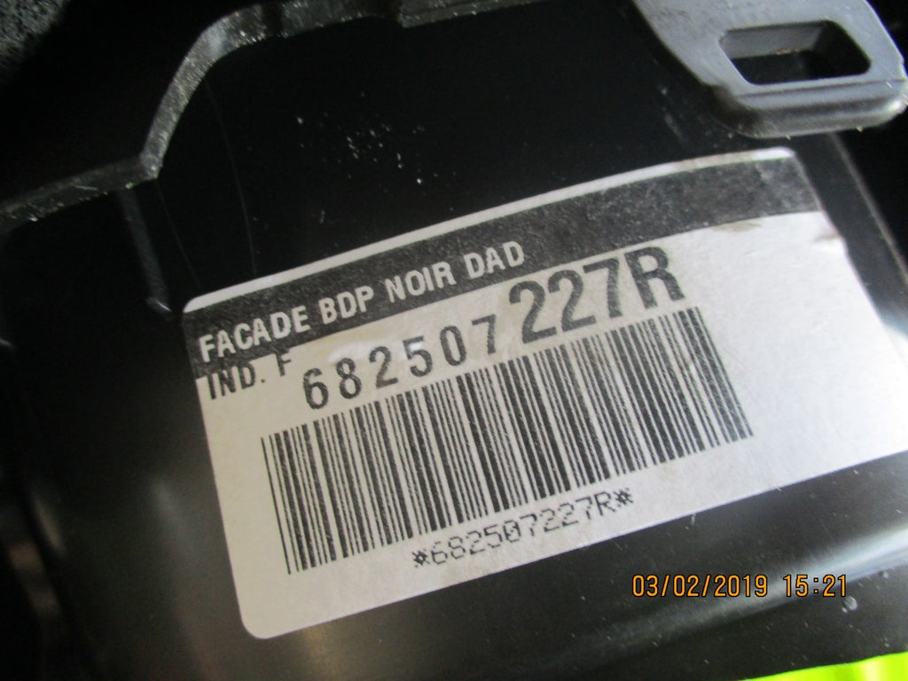 RENAULT KADJAR 2016 SPEEDO SURROUND TRIM PANEL 682507227R