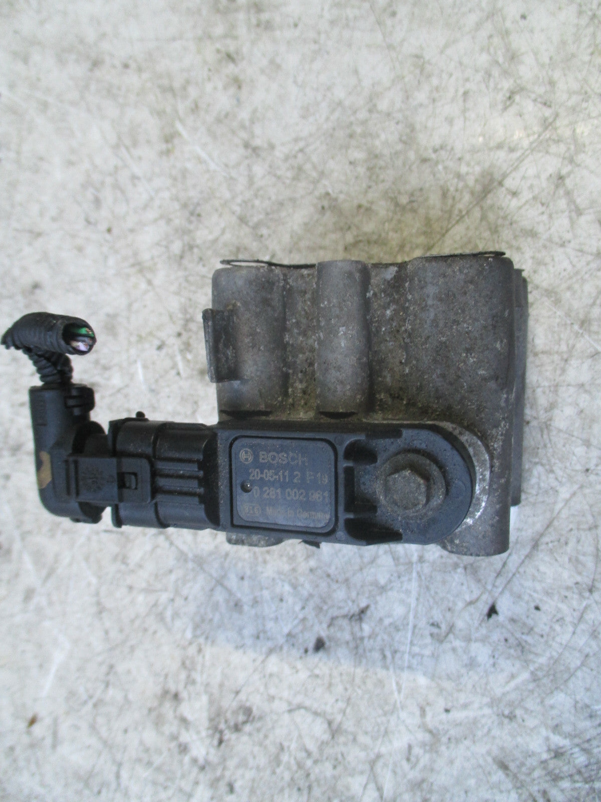 RENAULT SCENIC MK3 2012 AIR DUCT PIPE 8200854280
