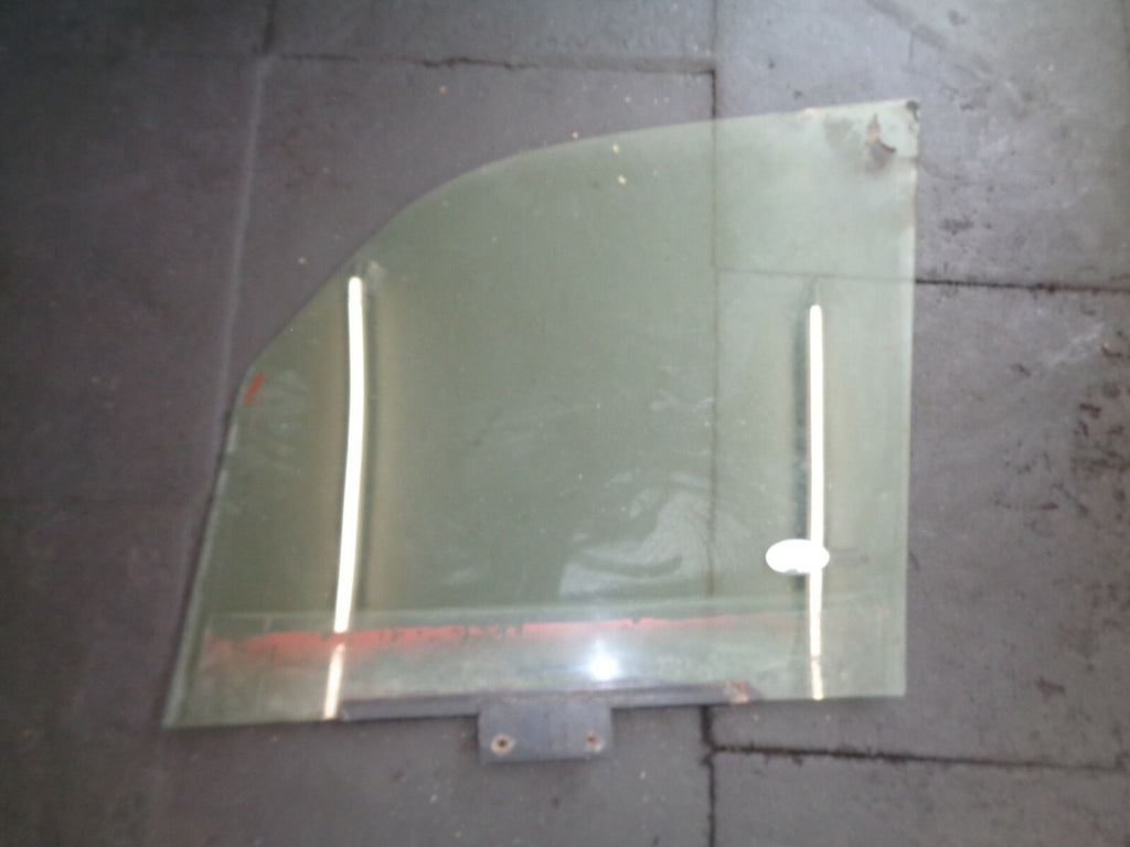 LTI LONDON TAXI 00-06 O/S DRIVER SIDE WINDOW GLASS E943R 000470