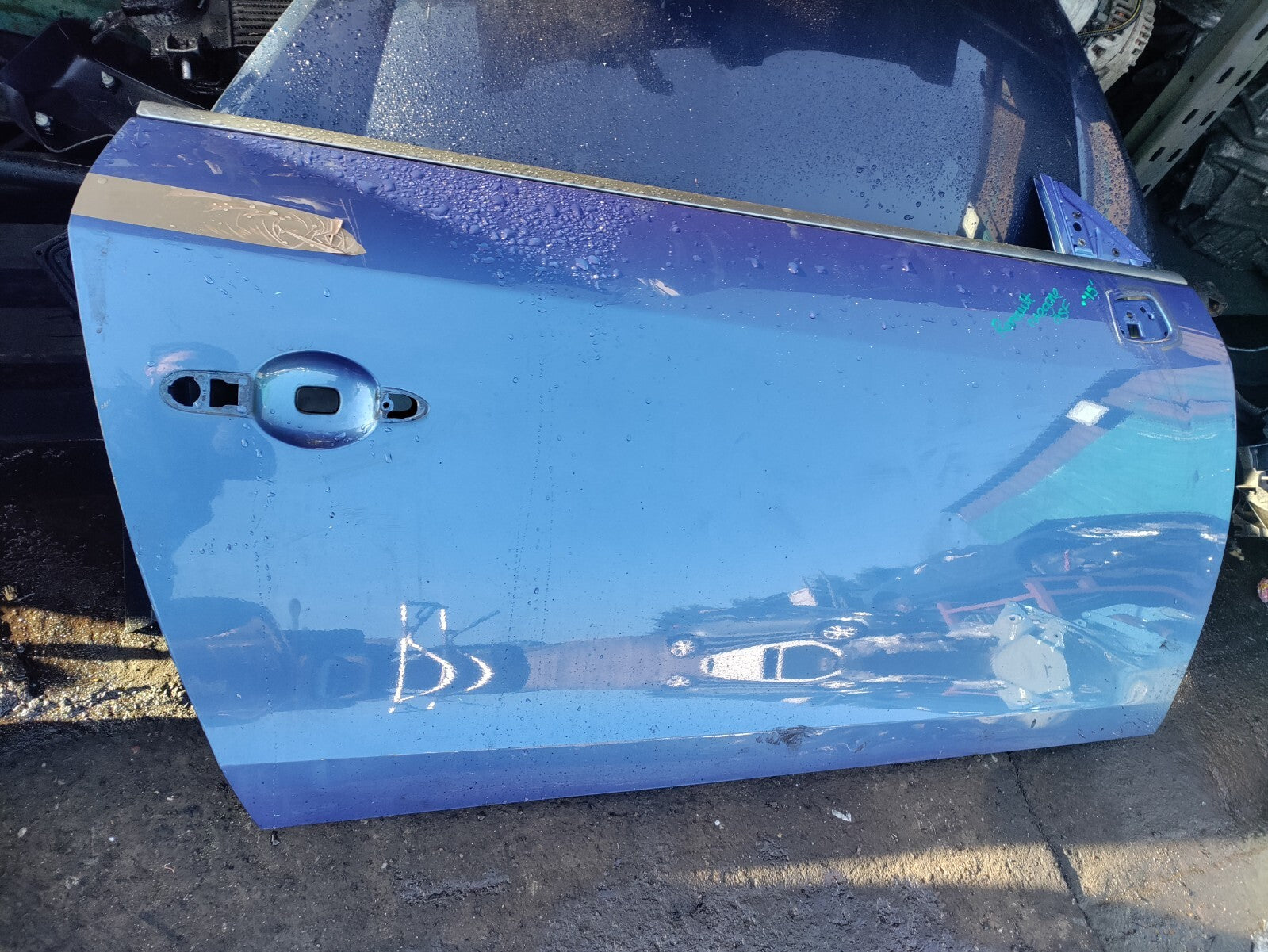 2015 RENAULT MEGANE 3 DOOR CONVERTIBLE OSF DRIVER SIDE FRONT BARE DOOR BLUE