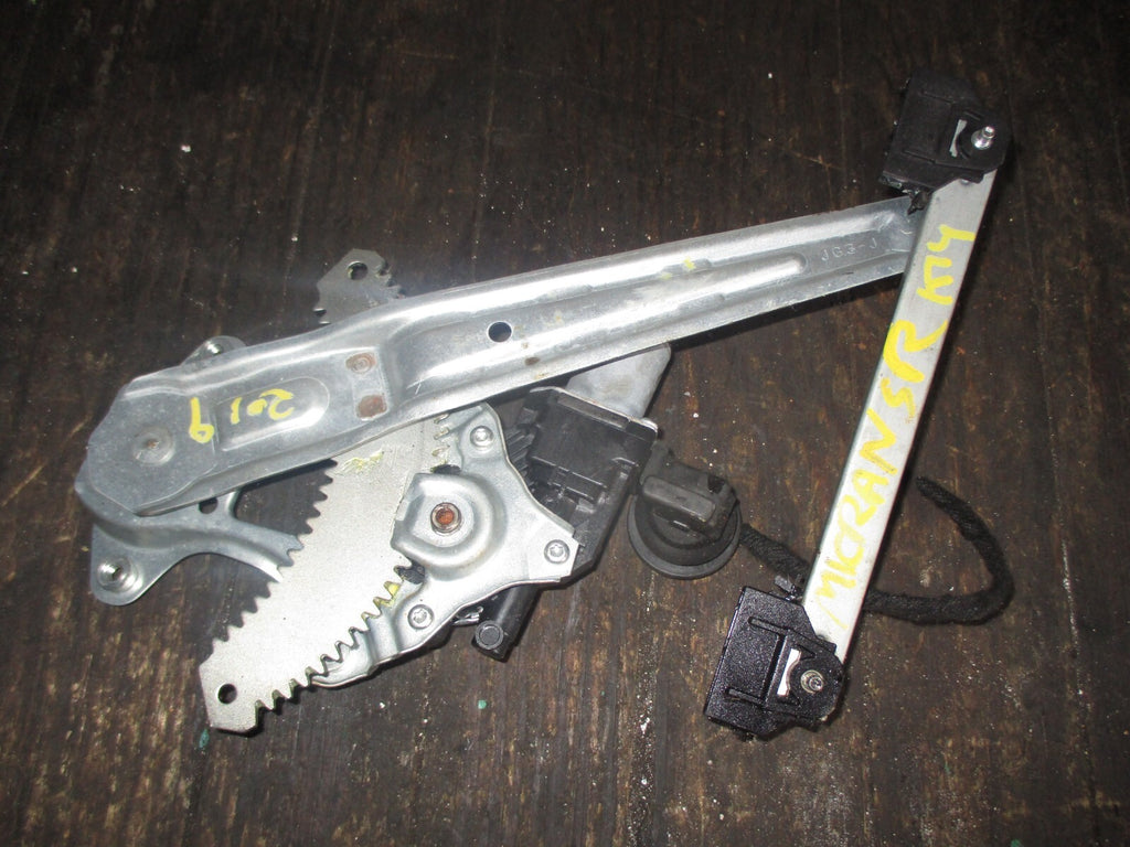 NISSAN MICRA 2019 MK5 K14 DOOR WINDOW REGULATOR NEARSIDE REAR 827305RB0A