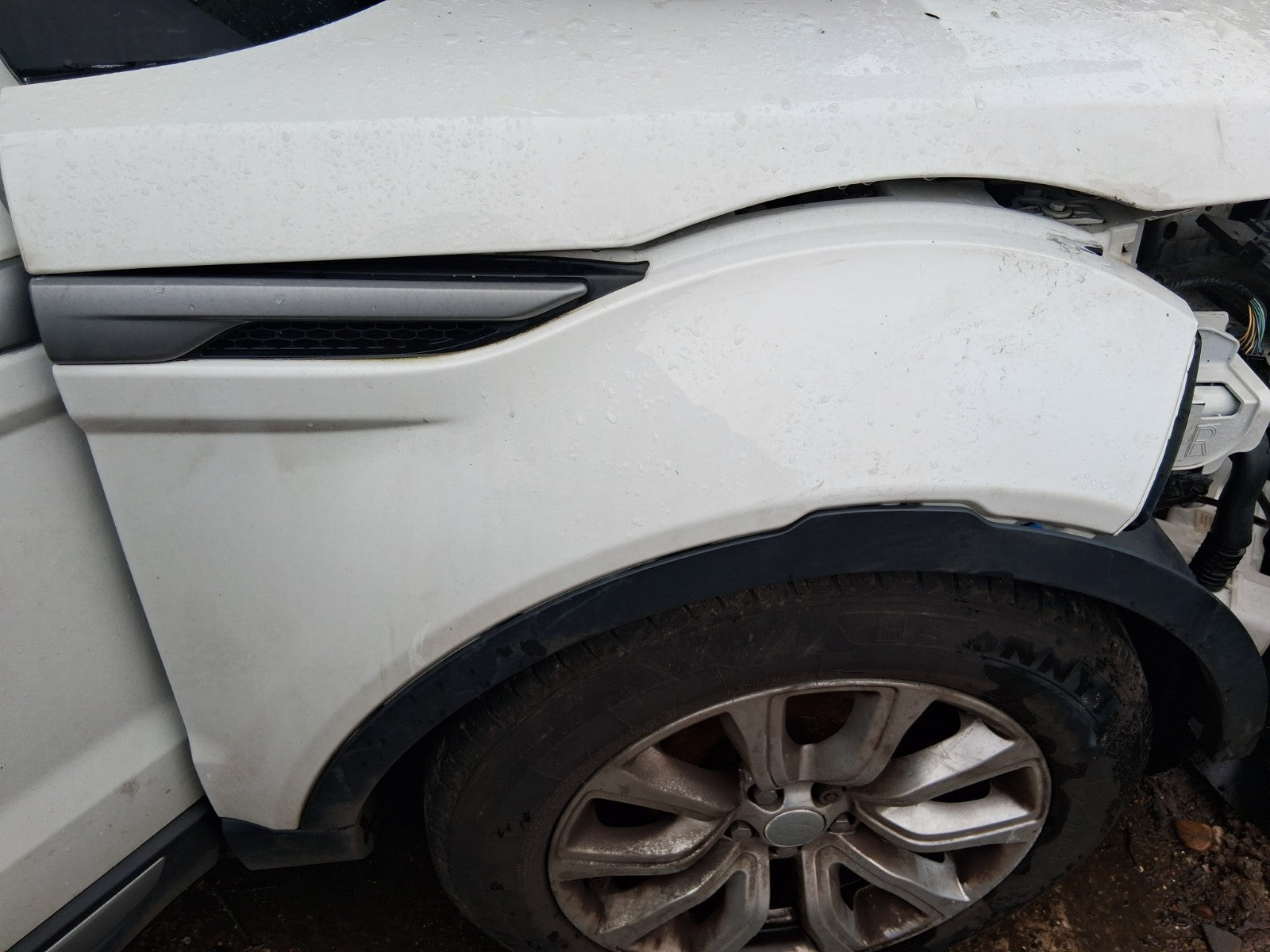 2015 RANGE ROVER EVOQUE L538 OSF DRIVER SIDE FRONT RIGHT WING PANEL WHITE