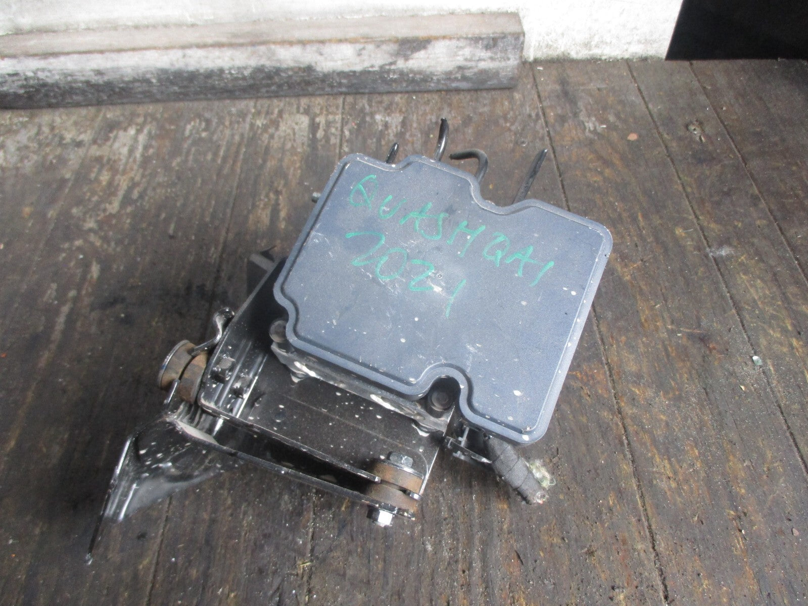 NISSAN QASHQAI J11 MK2 2021 1.3 PETROL ABS PUMP MODULATOR 47660HP20A