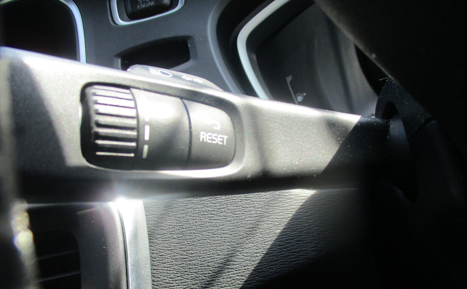 VOLVO V40 R DESIGN 2016 WIPER INDICATOR STALK SWITCH SQUIB
