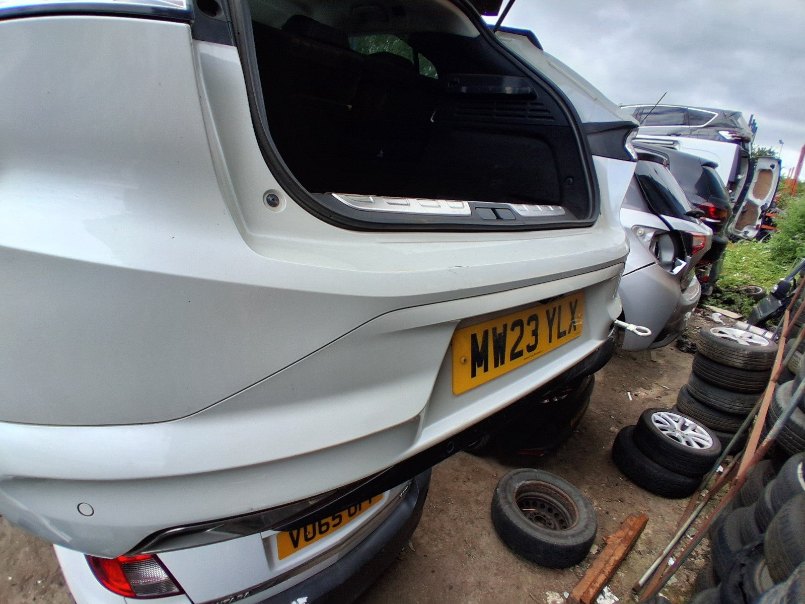 2023 DS AUTOMOBILES DS4 HATCH PERFORMNCE LNE+ PTECH REAR BUMPER WHITE