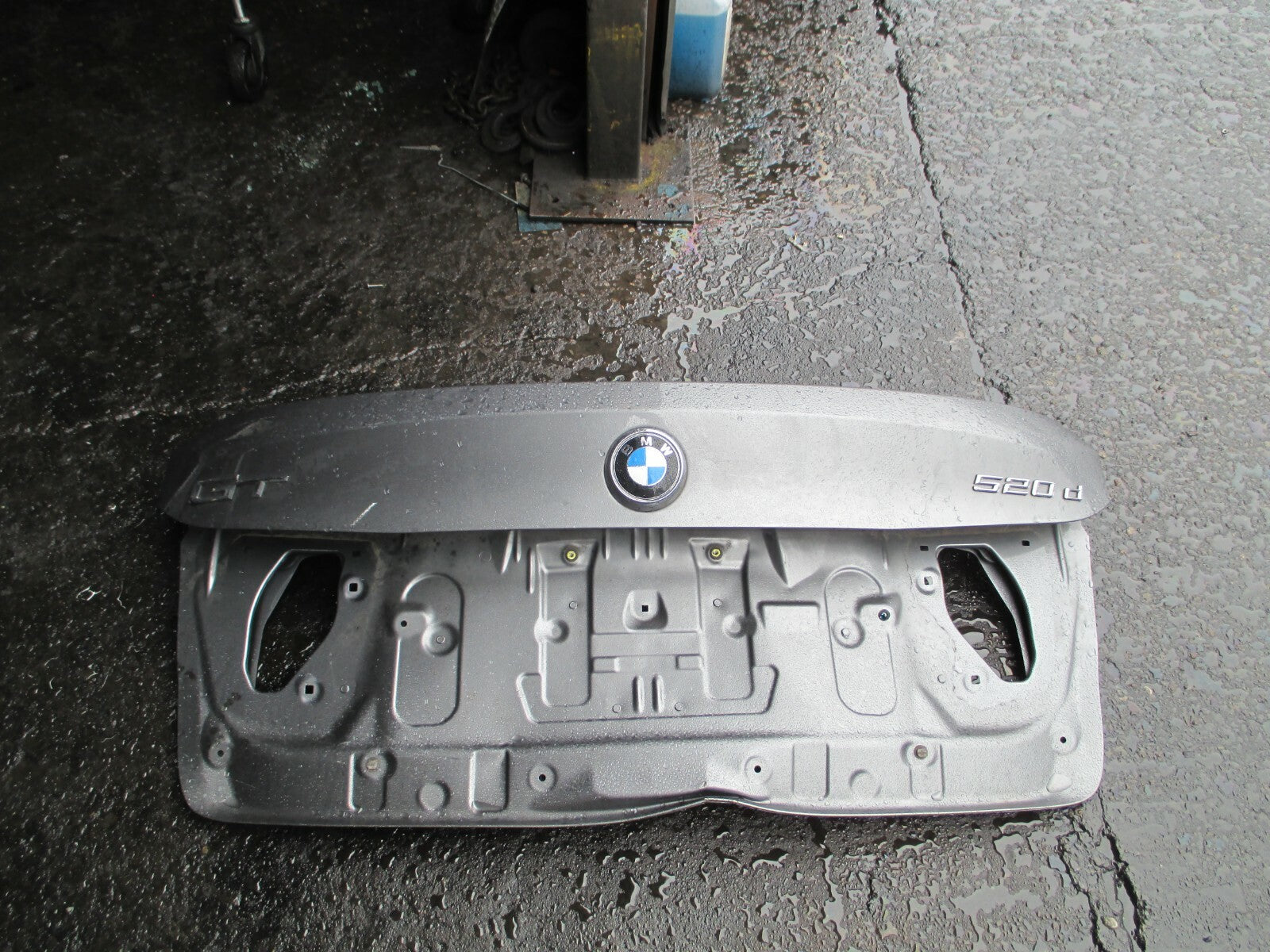 BMW 5 SERIES GT F07 2016 REAR BOOT LID LOWER REAR BOOT LID PANEL DAMAGED GREY