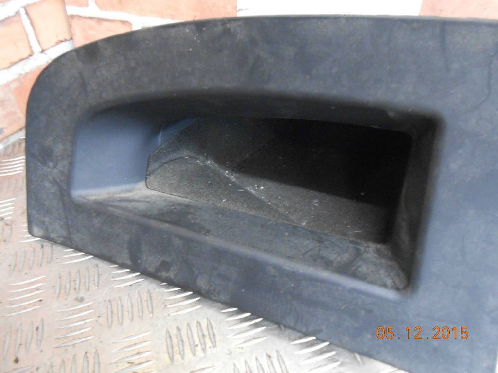 BMW Z4 E85 2004 OSR DRIVER SIDE REAR STORAGE COMPARTMENT CUBBY INSERT 7016 670