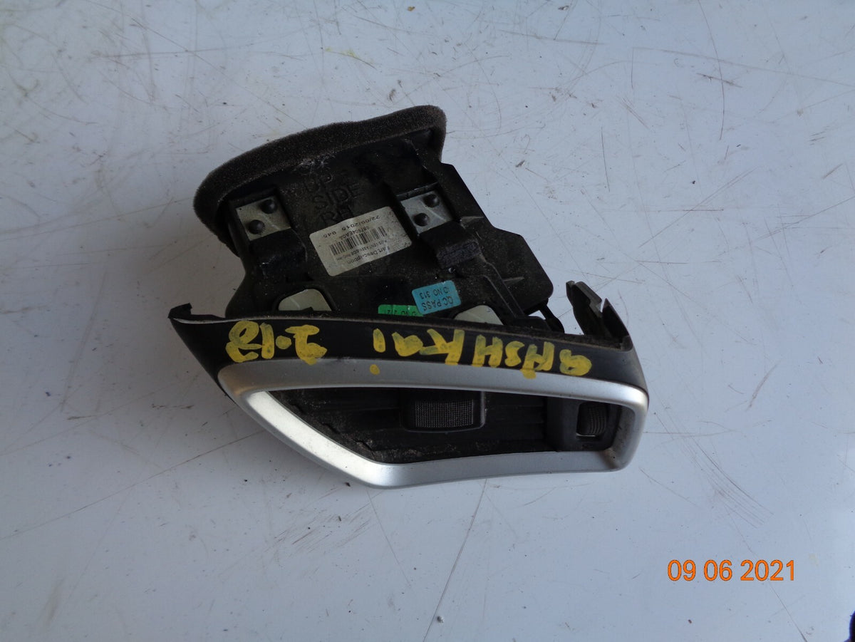 NISSAN QASHQAI MK2 J11 2018 OS DRIVER RIGHT DASHBOARD AIR BLOWER VENT 687604EA0A