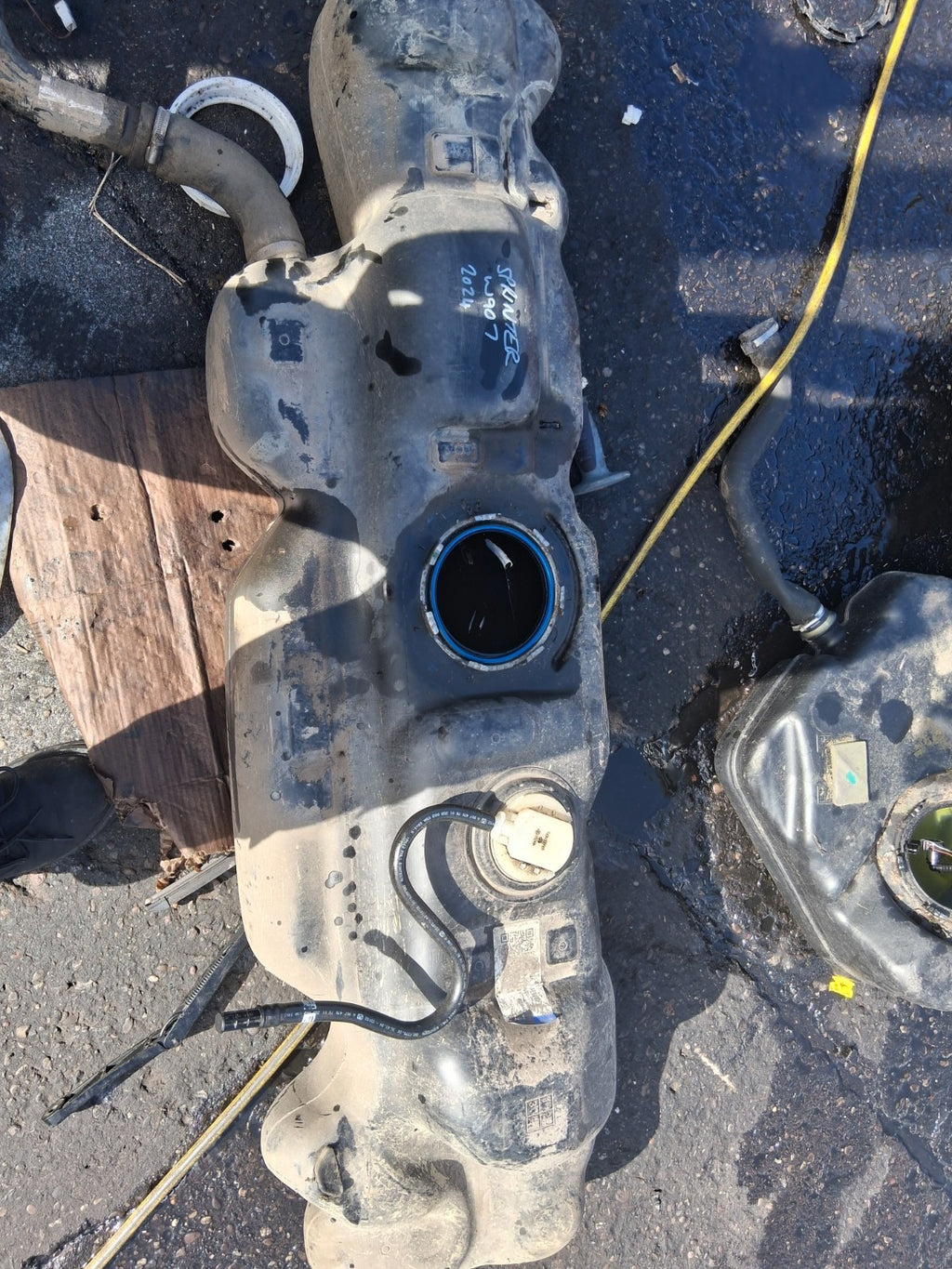 2024 MERCEDES BENZ SPRINTER W907 FUEL TANK A9074712200 A9074712700