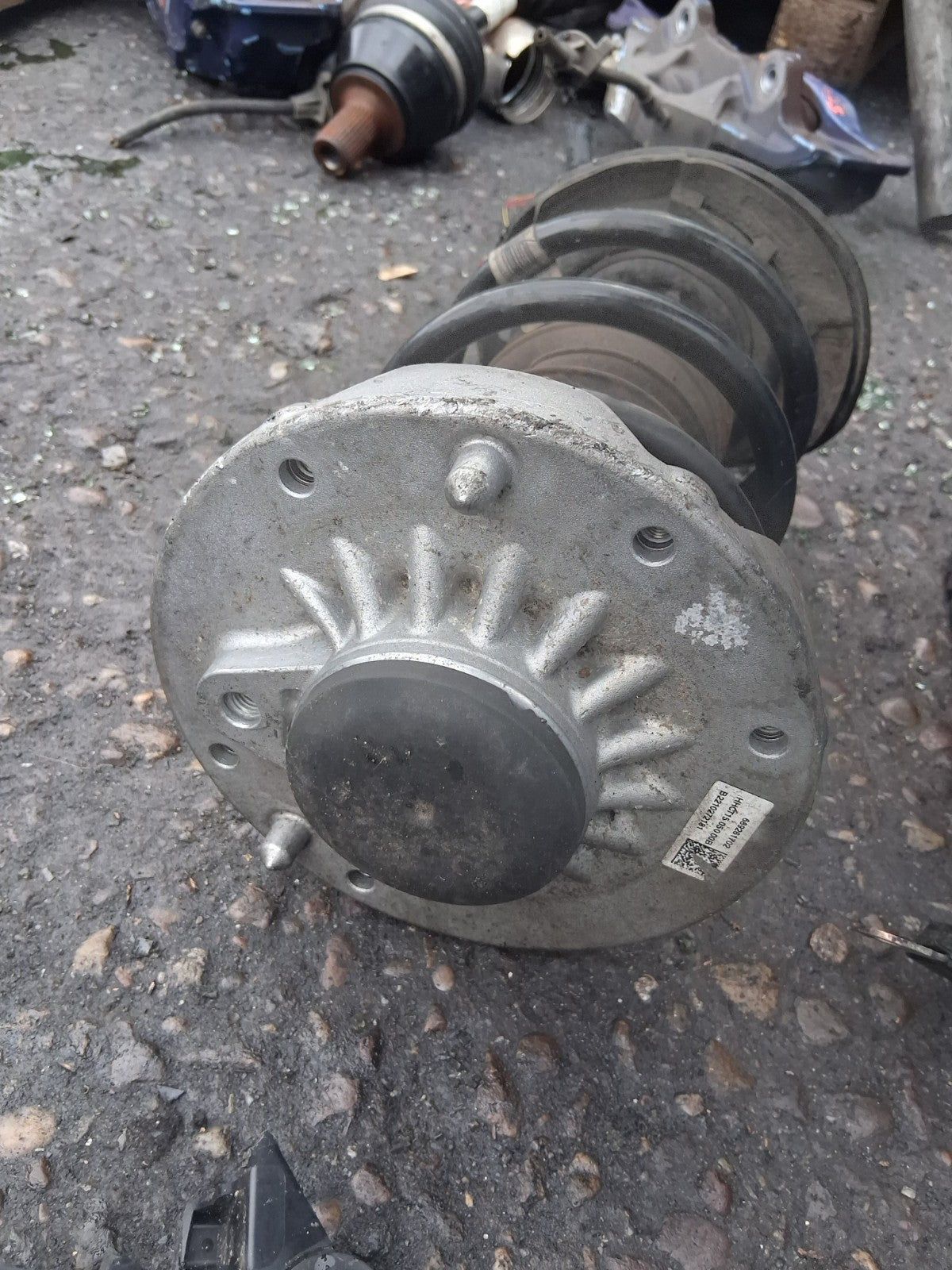 2023 BMW 2 SERIES F44 OS DRIVER SIDE FRONT SHOCK ABSORBER 6899672