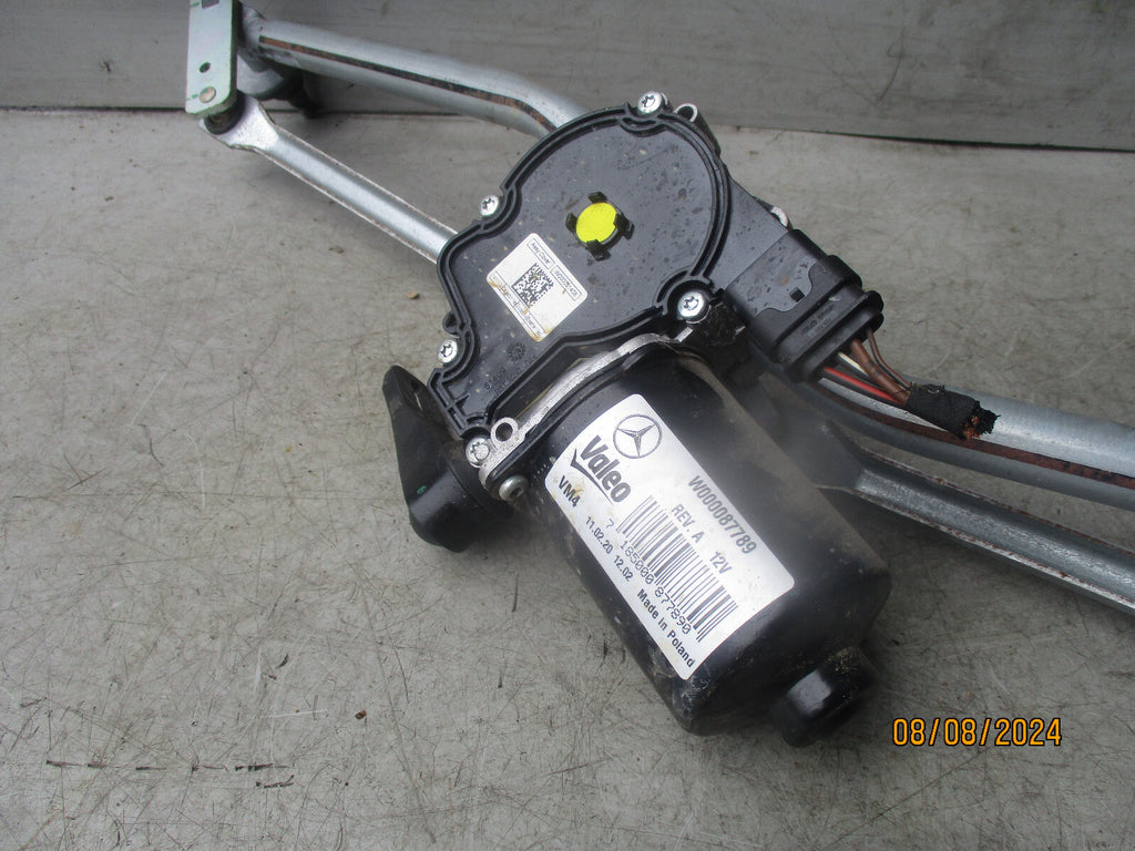 2020 MERCEDES BENZ SPRINTER W907 FRONT WIPER MOTOR W000087789