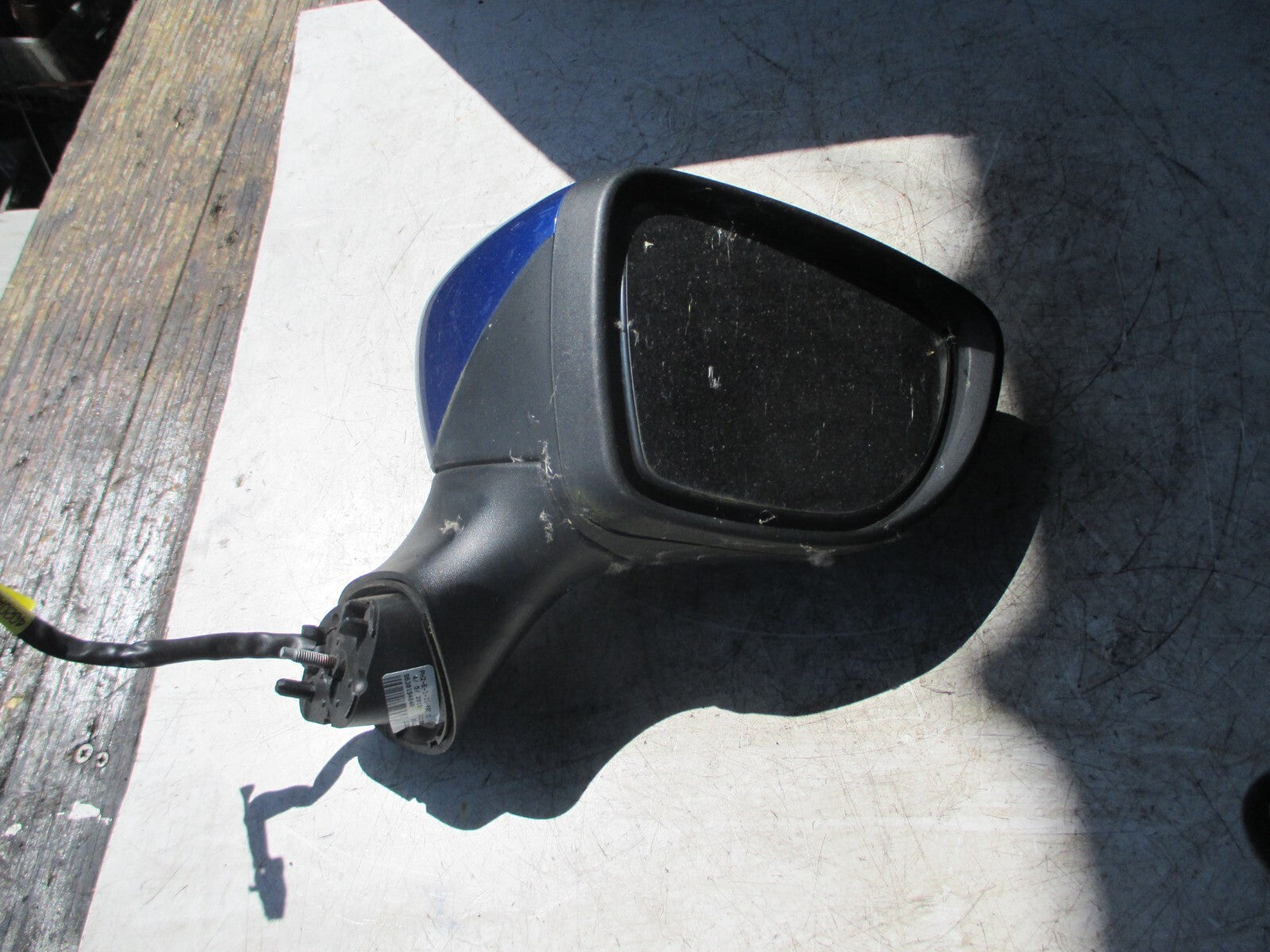 RENAULT CILO MK4 OS DRIVER SIDE WING MIRROR BLUE 963019404R