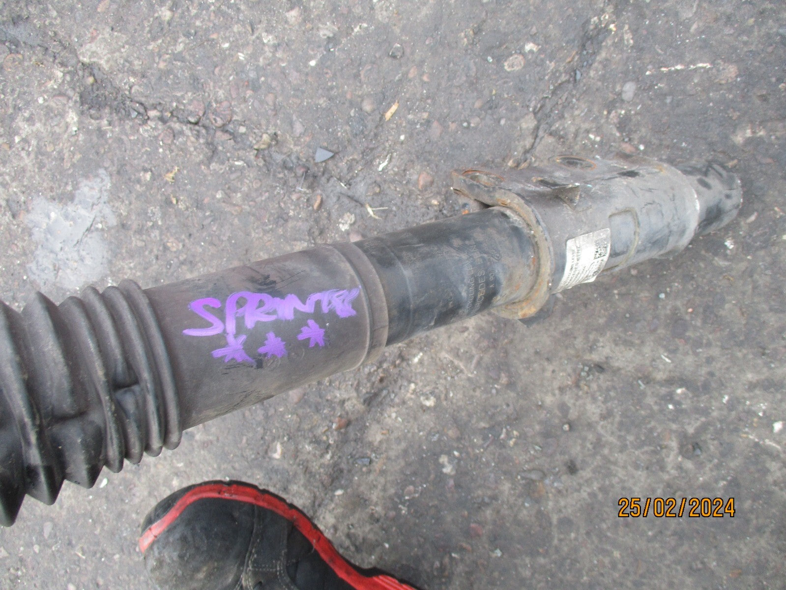 MERCEDES BENZ SPRINTER W907 2022 NSF PASSENGER FRONT SHOCK ABSORBER A9073205501