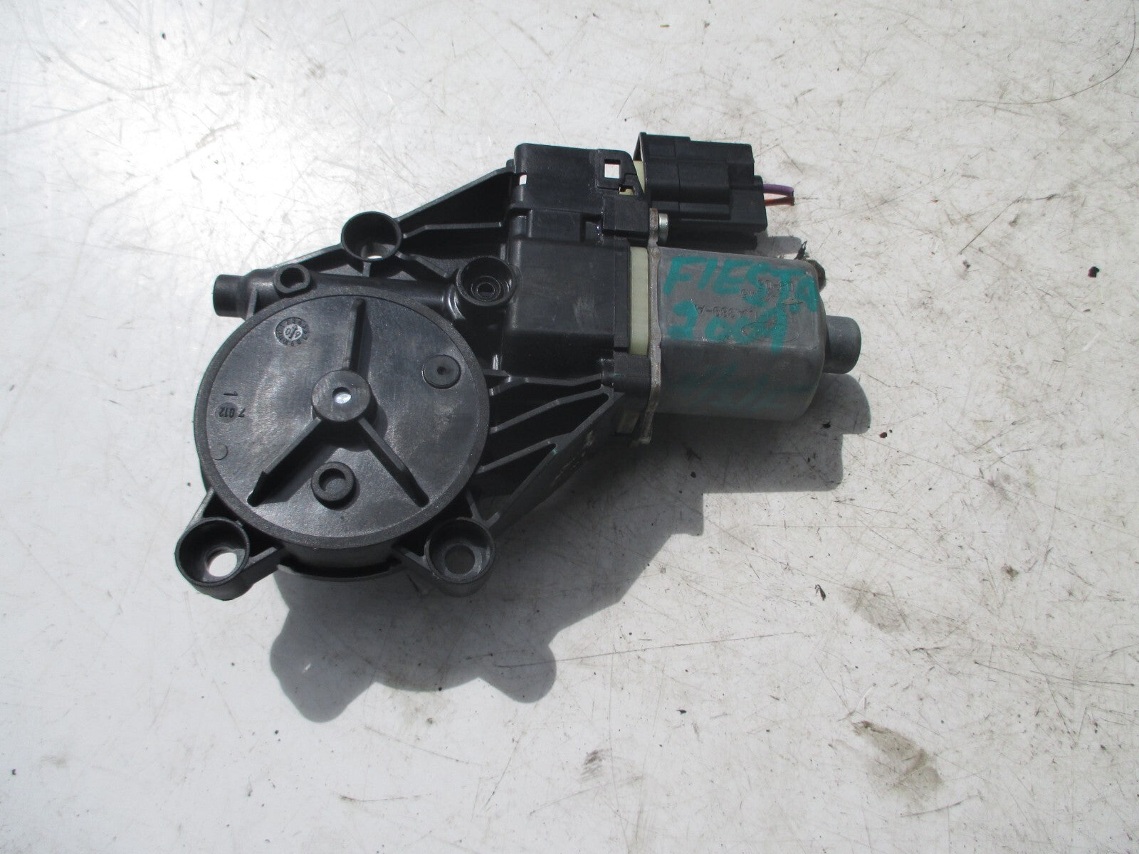 FORD FIESTA MK7 2009 NSF PASSENGER FRONT WINDOW REGULATOR MOTOR ONLY 0130822406