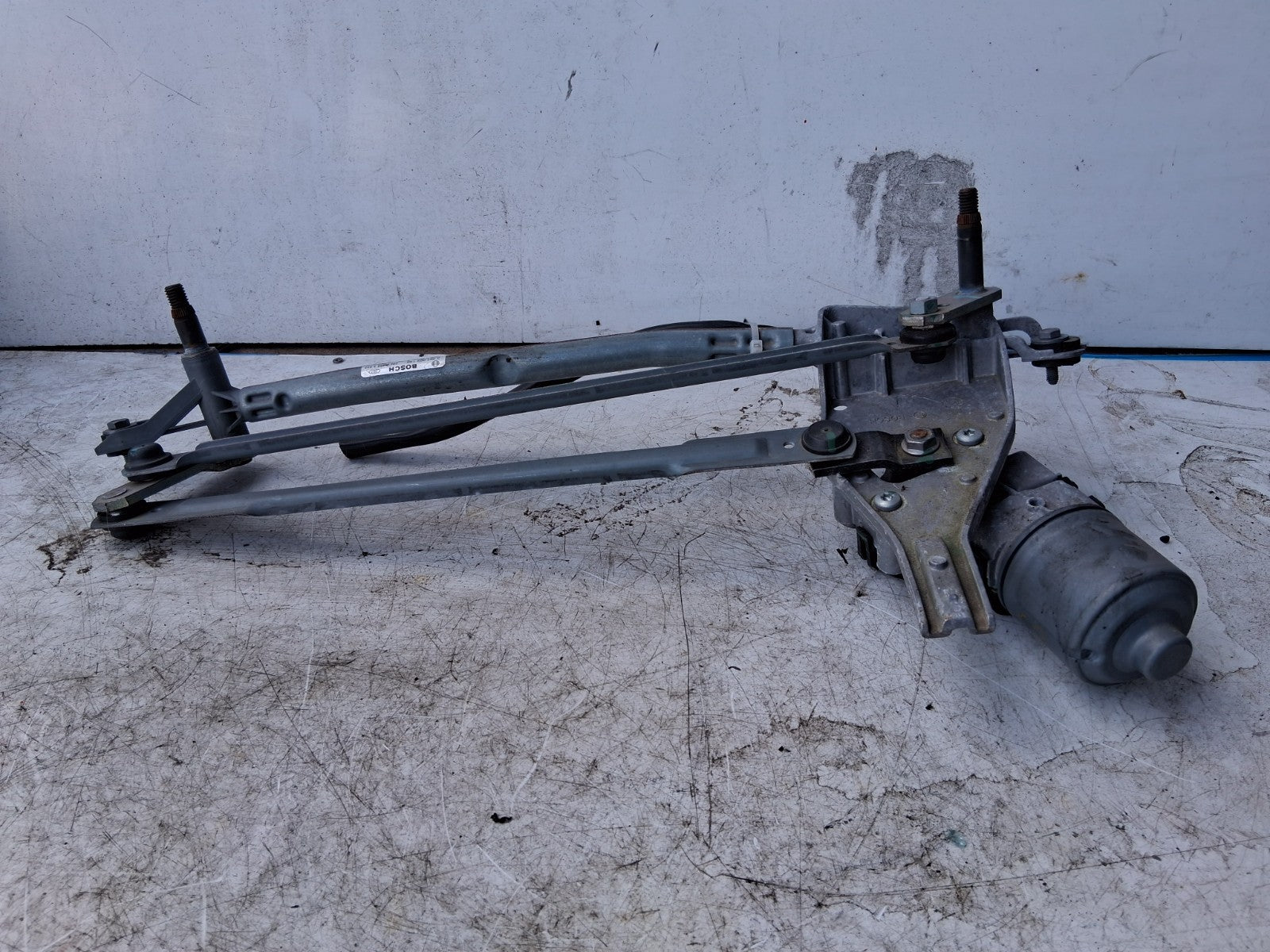 2013 CITROEN C3 MK3 FRONT WINDSCREEN WIPER MOTOR LINKAGES 9827963480