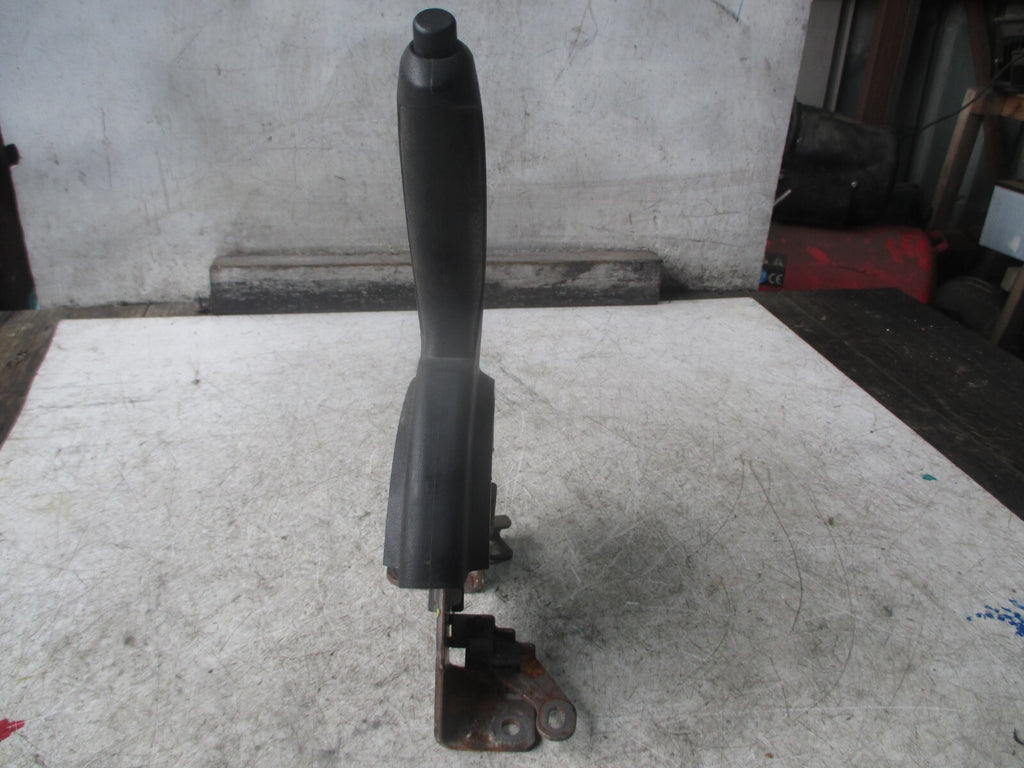 2016 TOYOTA AYGO MK2 HANDBRAKE LEVER AND HANDLE
