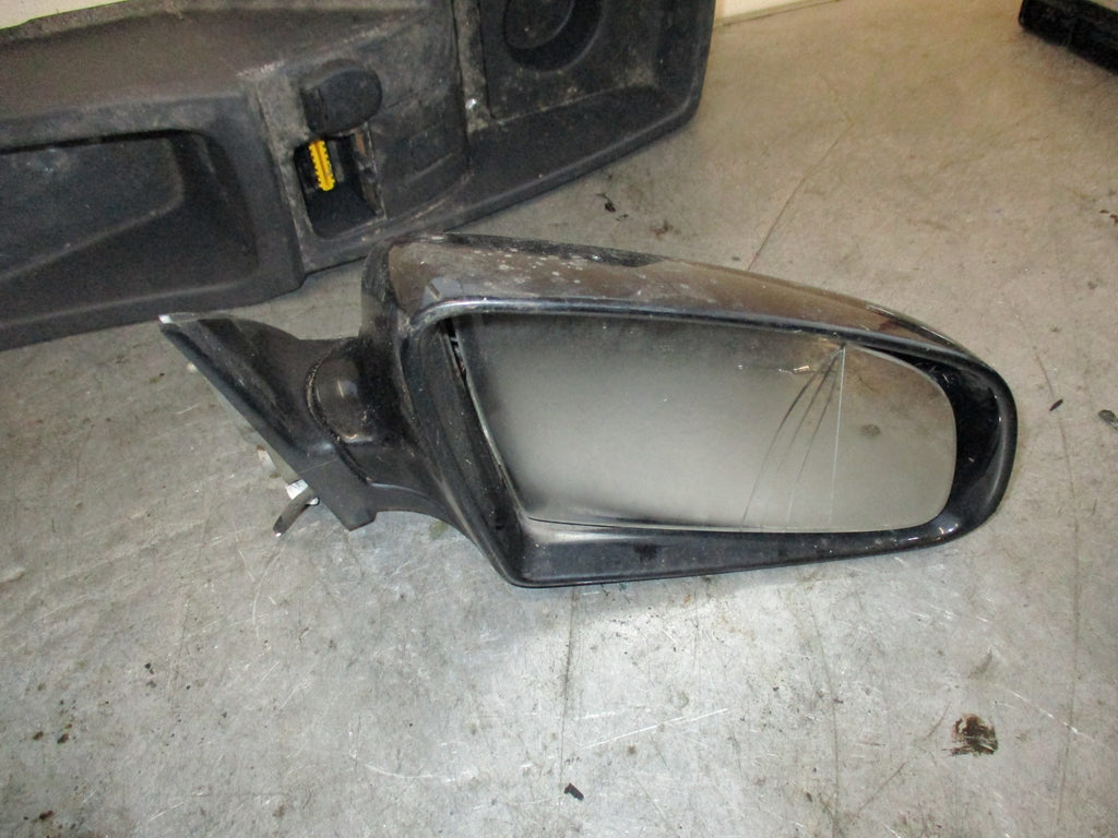AUDI A4 B6 2003 OS DRIVER SIDE ELECTRIC WING MIRROR BLACK