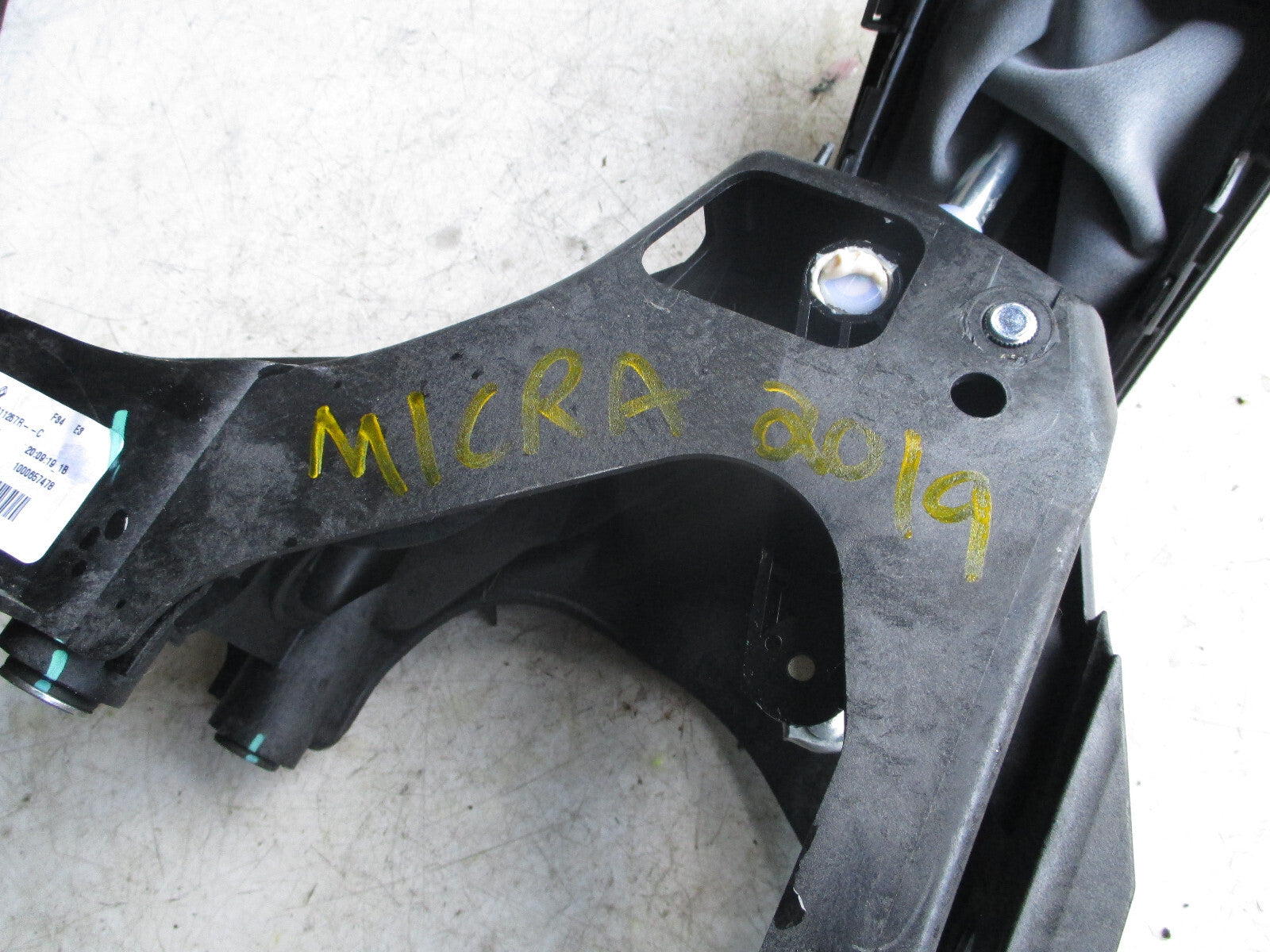 NISSAN MICRA K14 MK5 2019 5 SPEED MANUAL GEAR STICK GEAR SELECTOR 349011267R