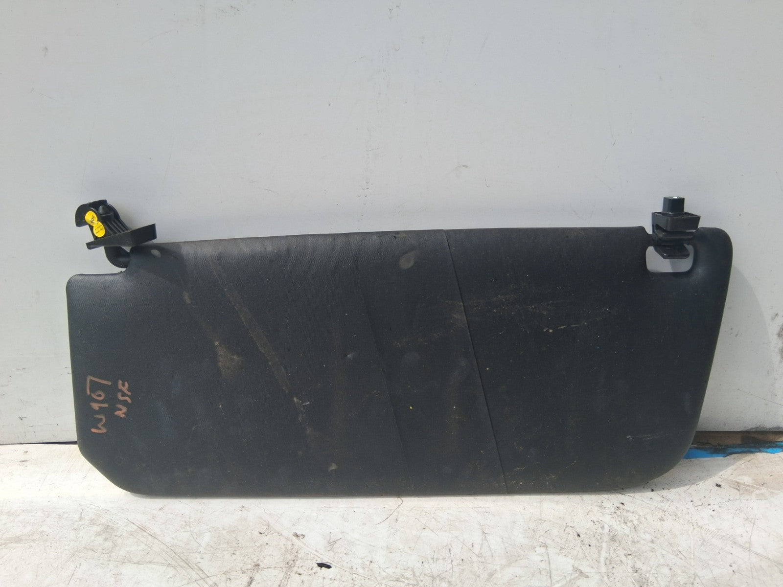 2018 MERCEDES SPRINTER W907 NSF PASSENGER SIDE FRONT LEFT SUN VISOR SHADE