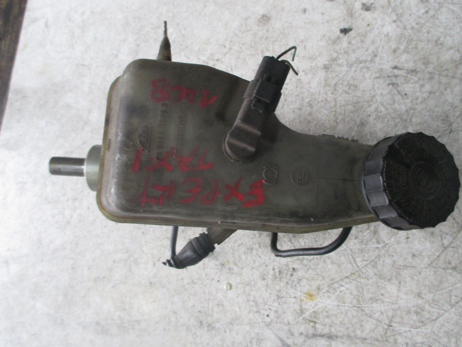 PEUGEOT EXPERT MK2 2008 BRAKE MASTER CYLINDER 03355815093